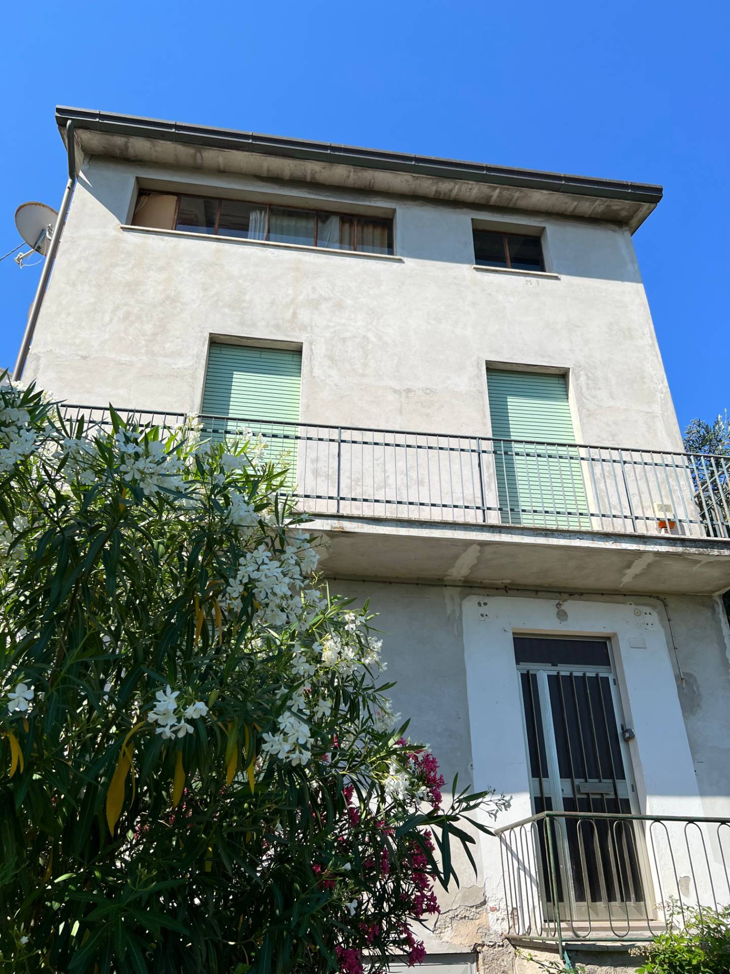 Casa indipendente da ristrutturare, Porto San Giorgio centro sud