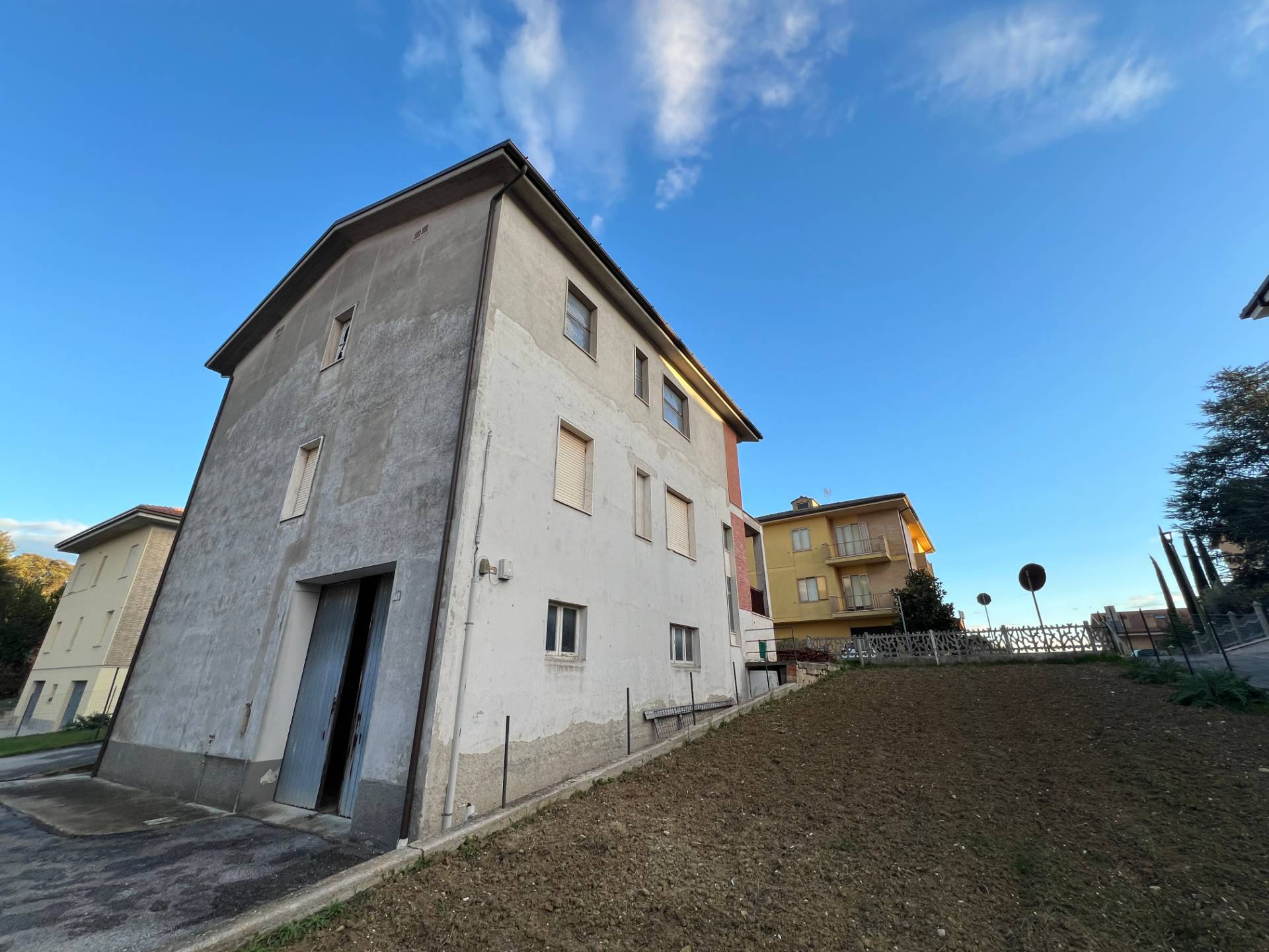 Casa singola in vendita a Fermo, Crocefisso