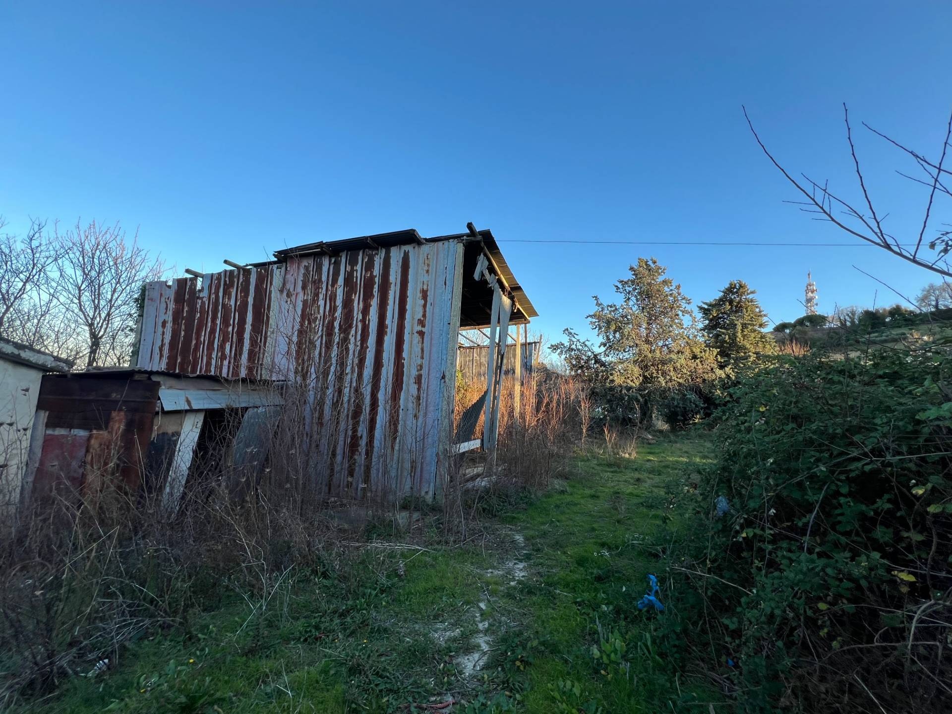 Casa colonica in vendita a Fermo, Tira a Segno