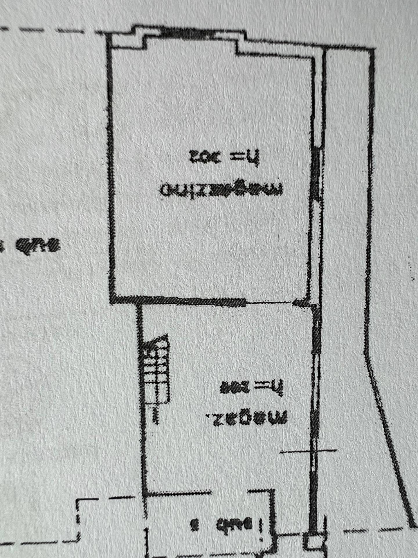 Locale commerciale in vendita a Fermo, Tira a Segno