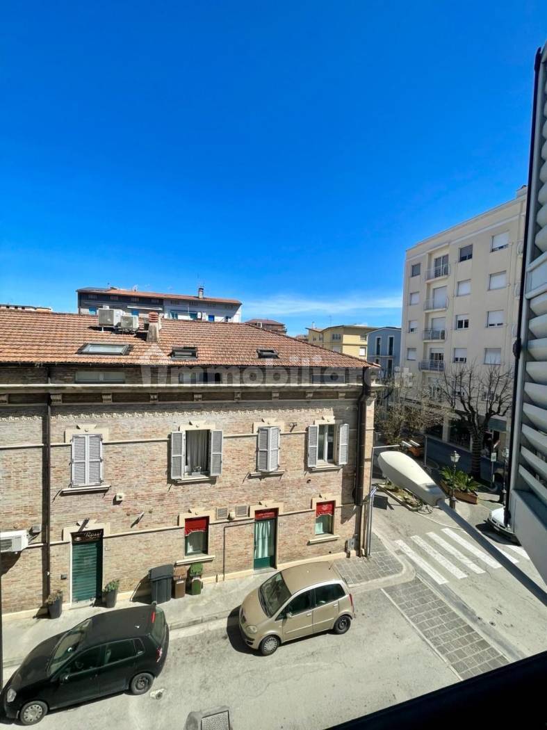 Appartamento in vendita a Porto San Giorgio, Centro