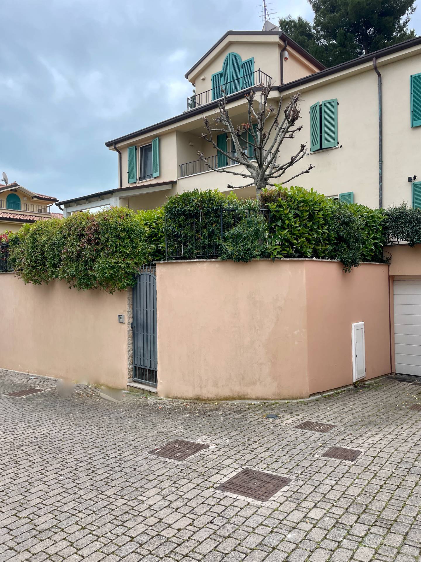 Villa con giardino in vendita a Porto San Giorgio, Centro nord