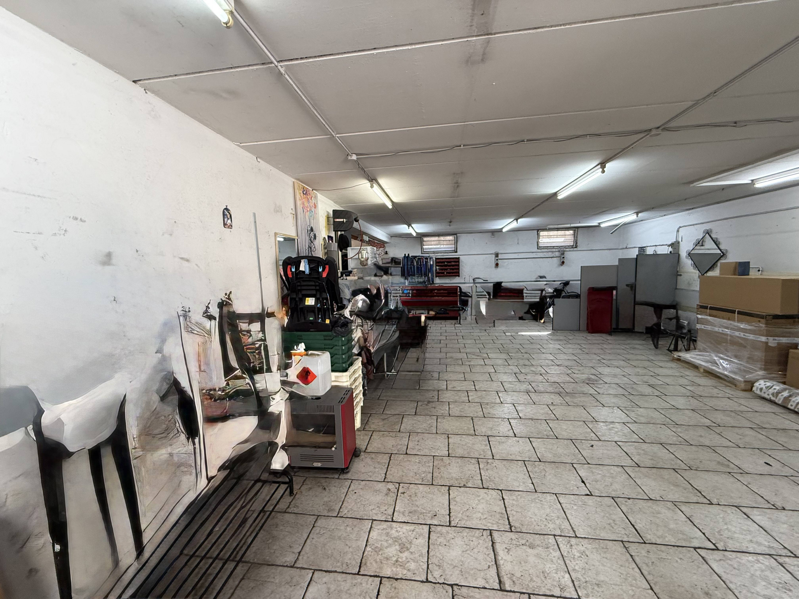 Garage in vendita a Porto San Giorgio, Centro nord