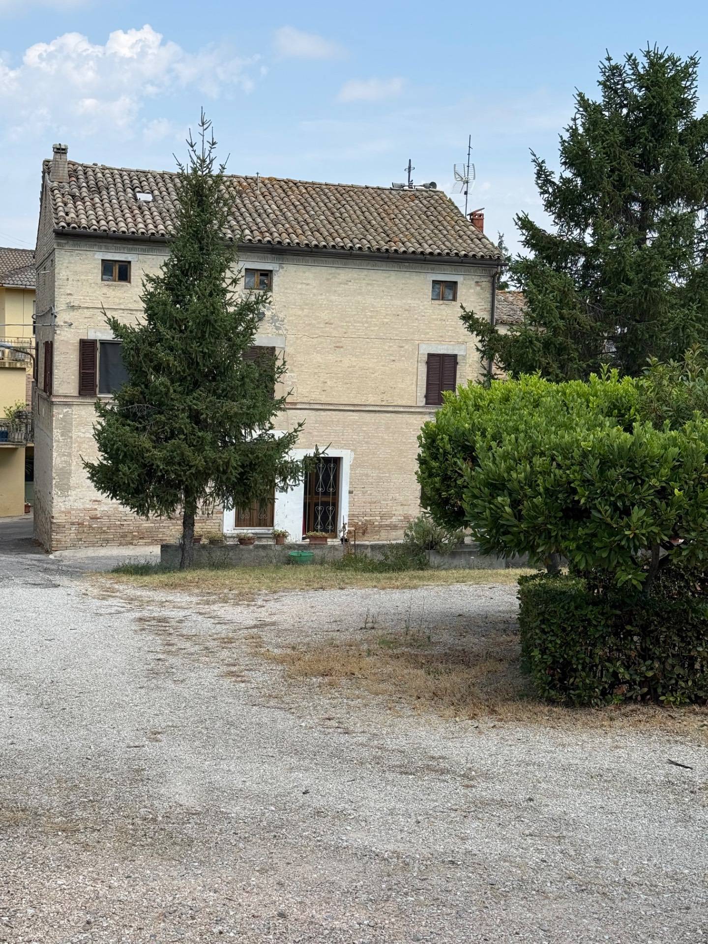 Casa singola in vendita a Monterubbiano, C.da Chiesanuova
