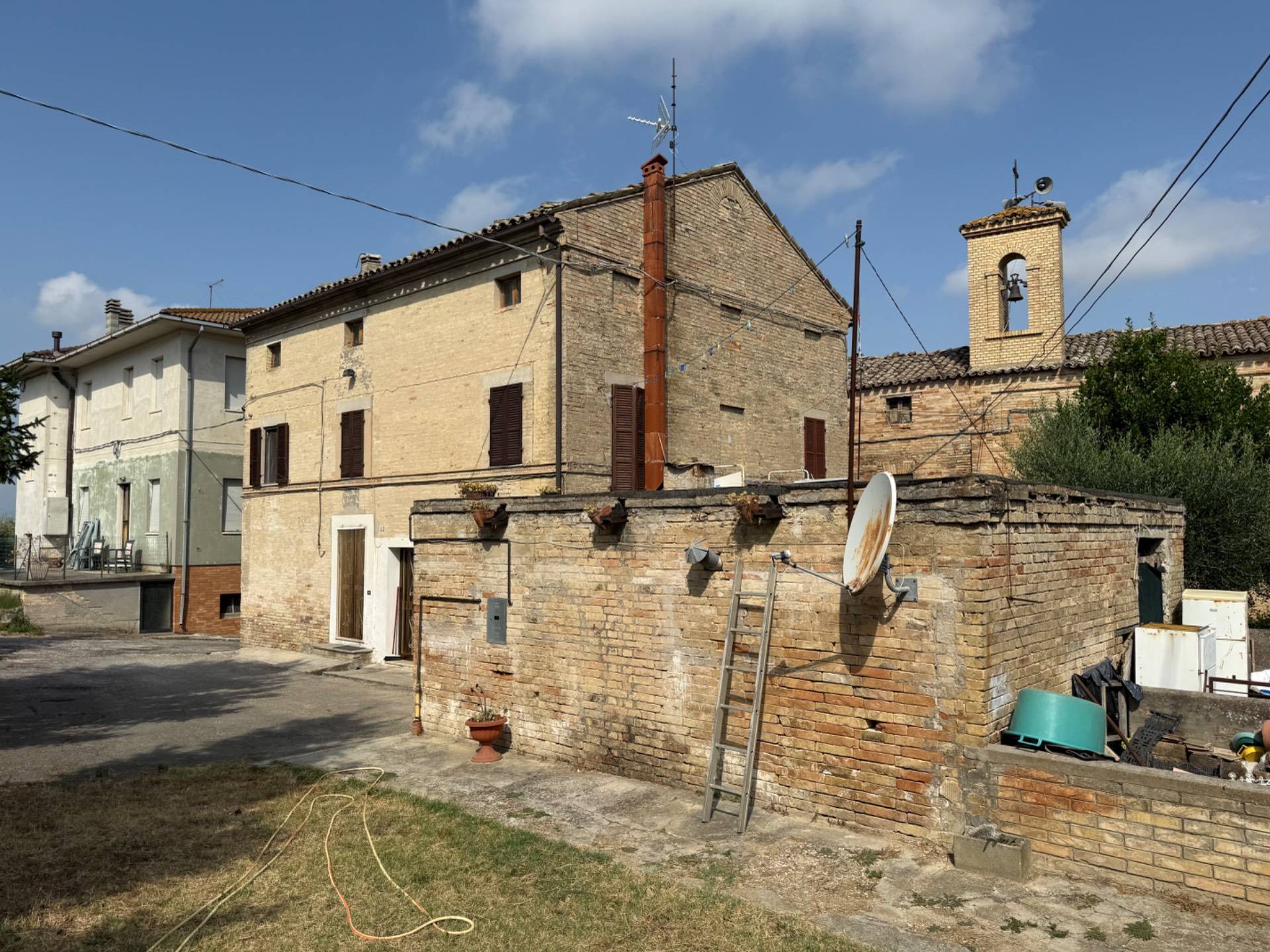 Casa singola in vendita a Monterubbiano, C.da Chiesanuova