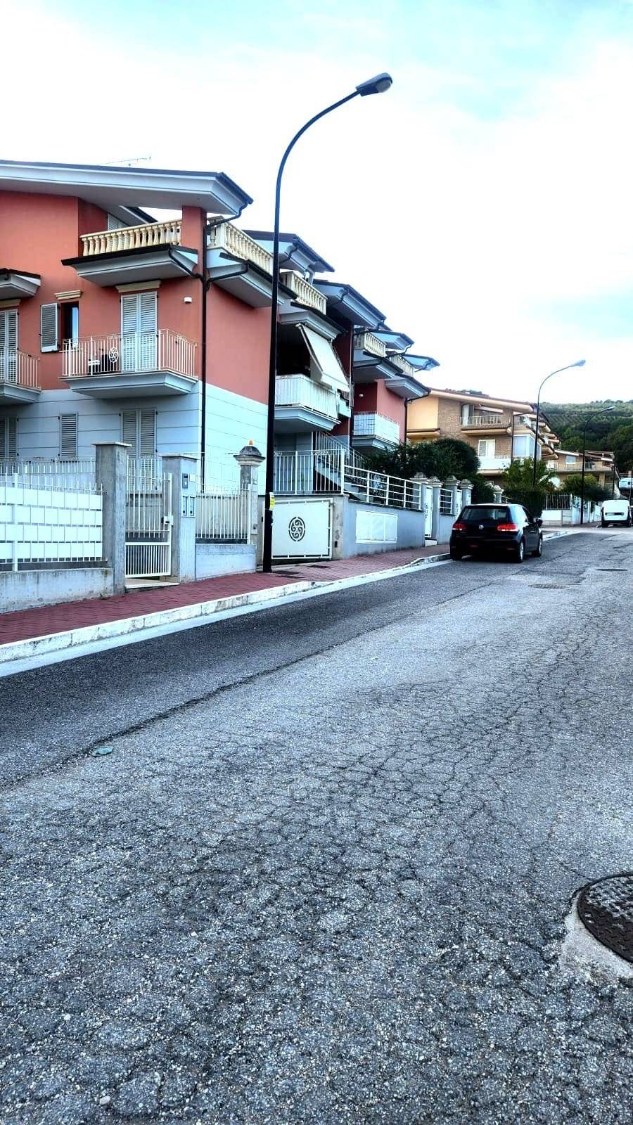 Garage in vendita a Altidona, Marina di Altidona