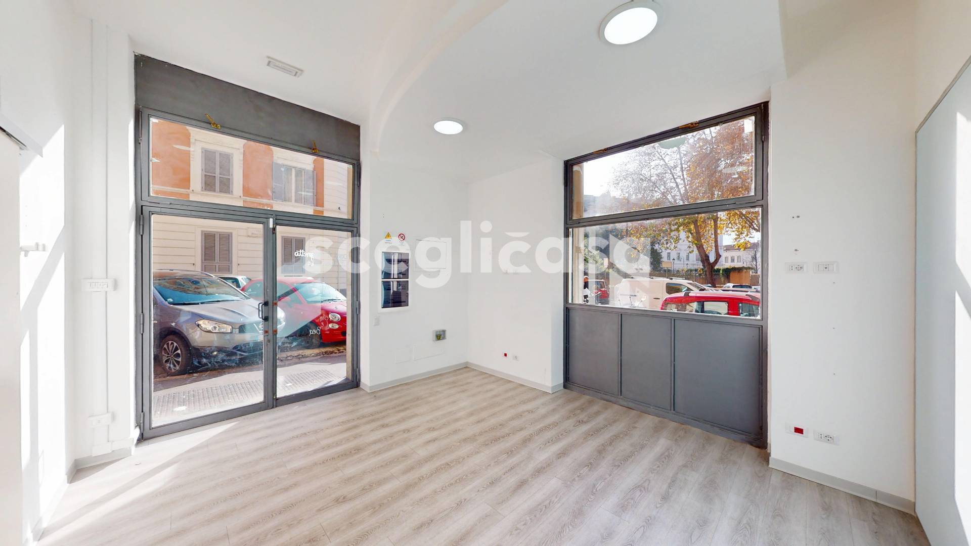 Locale commerciale in affitto a Roma, Esquilino