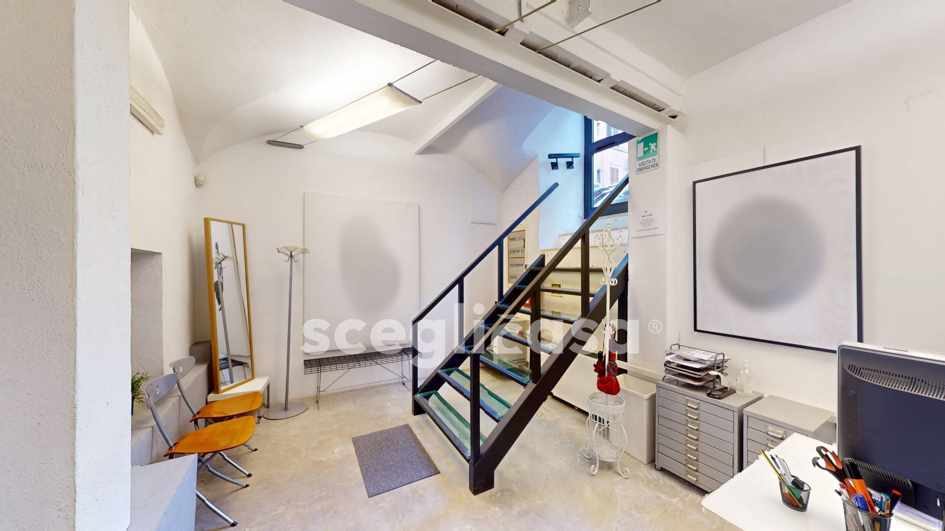 Locale commerciale in vendita a Roma, Centro Storico