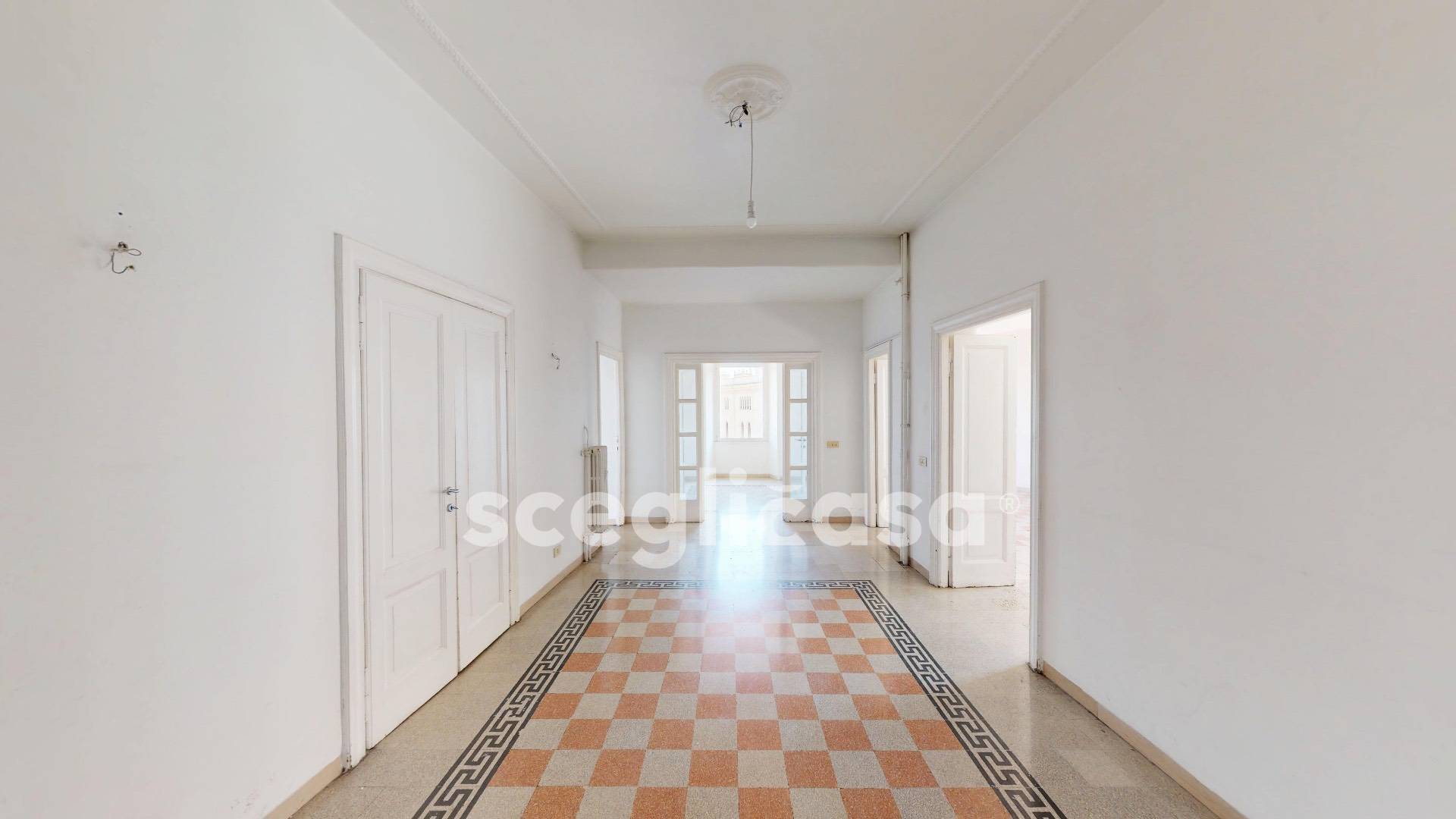 Appartamento in vendita a Roma, Esquilino
