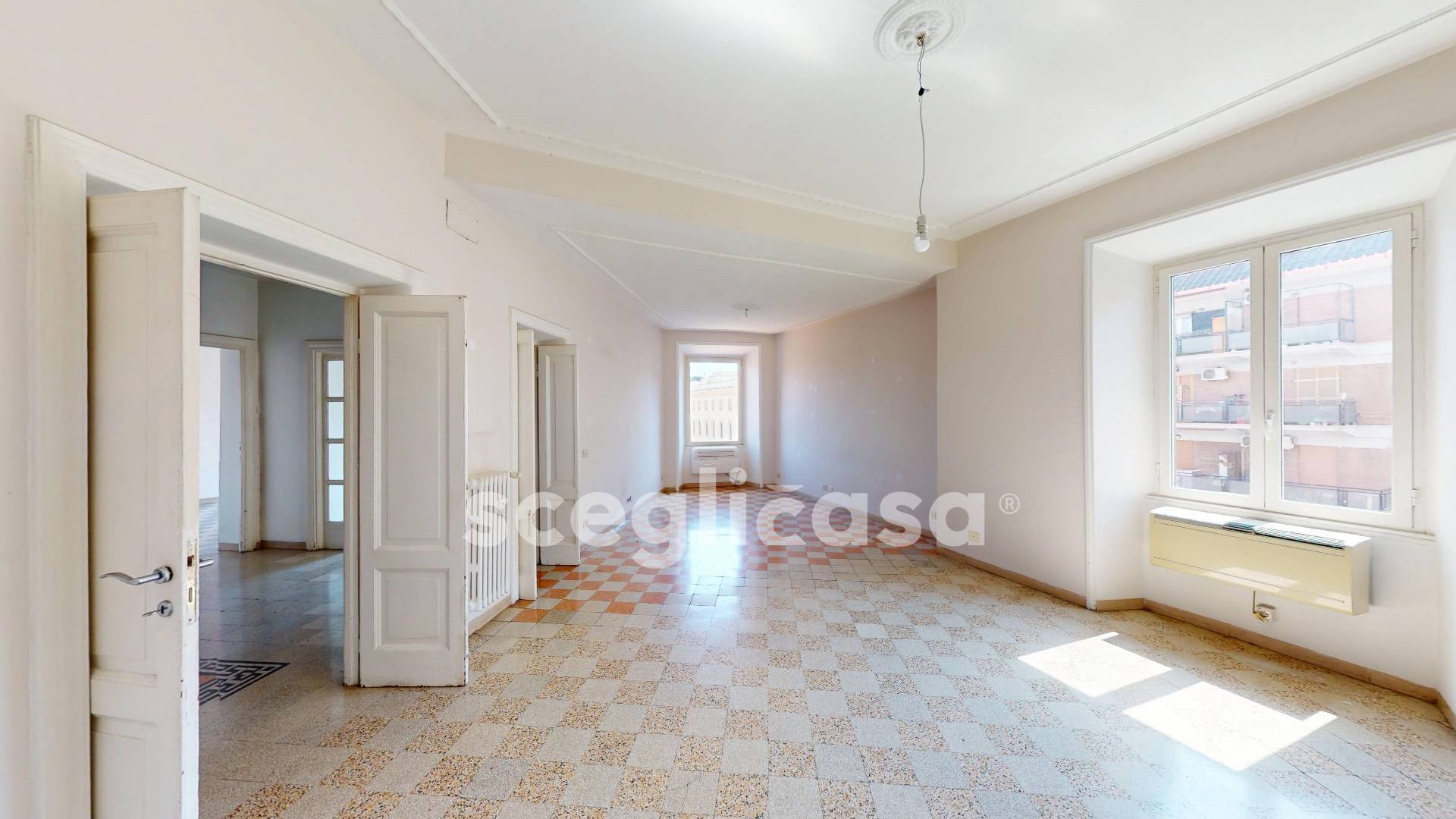 Appartamento in vendita a Roma, Esquilino