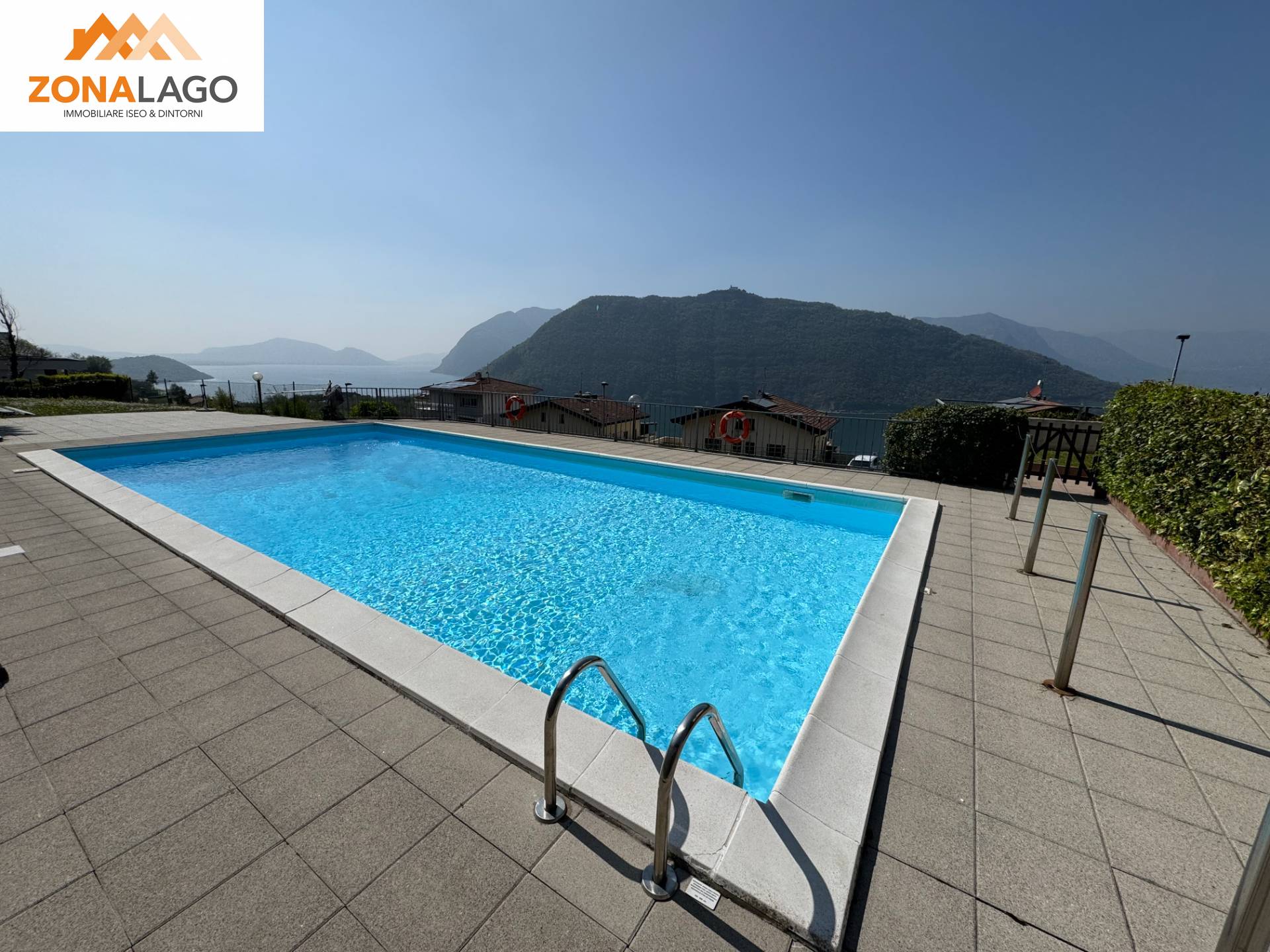 APPARTAMENTO in vendita a Iseo