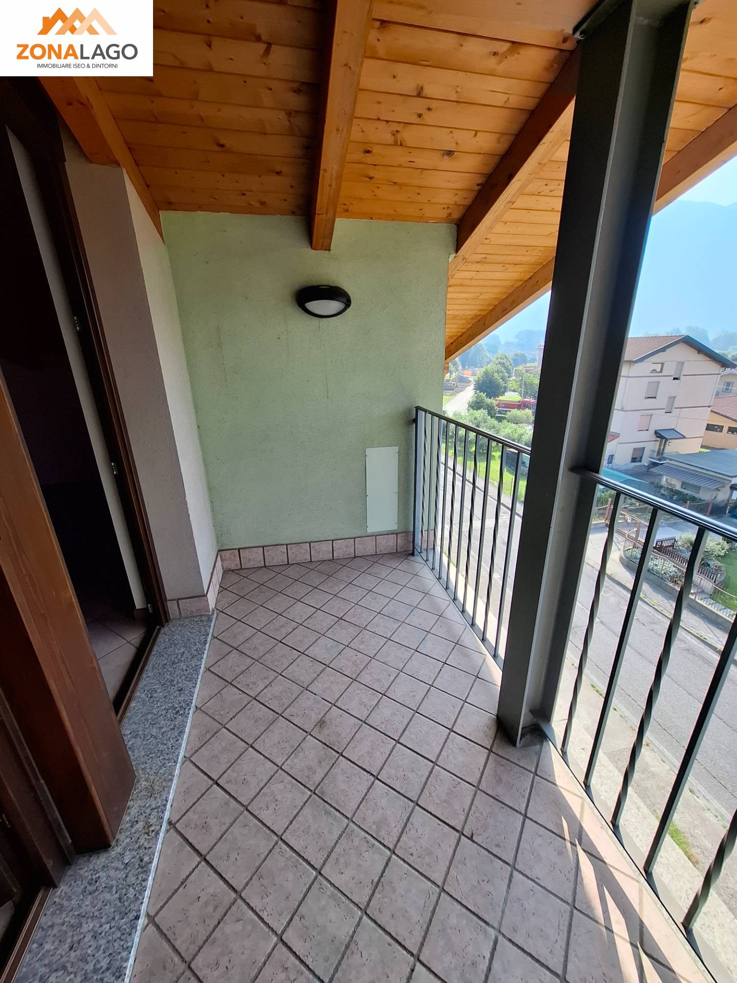 APPARTAMENTO in vendita a Costa Volpino