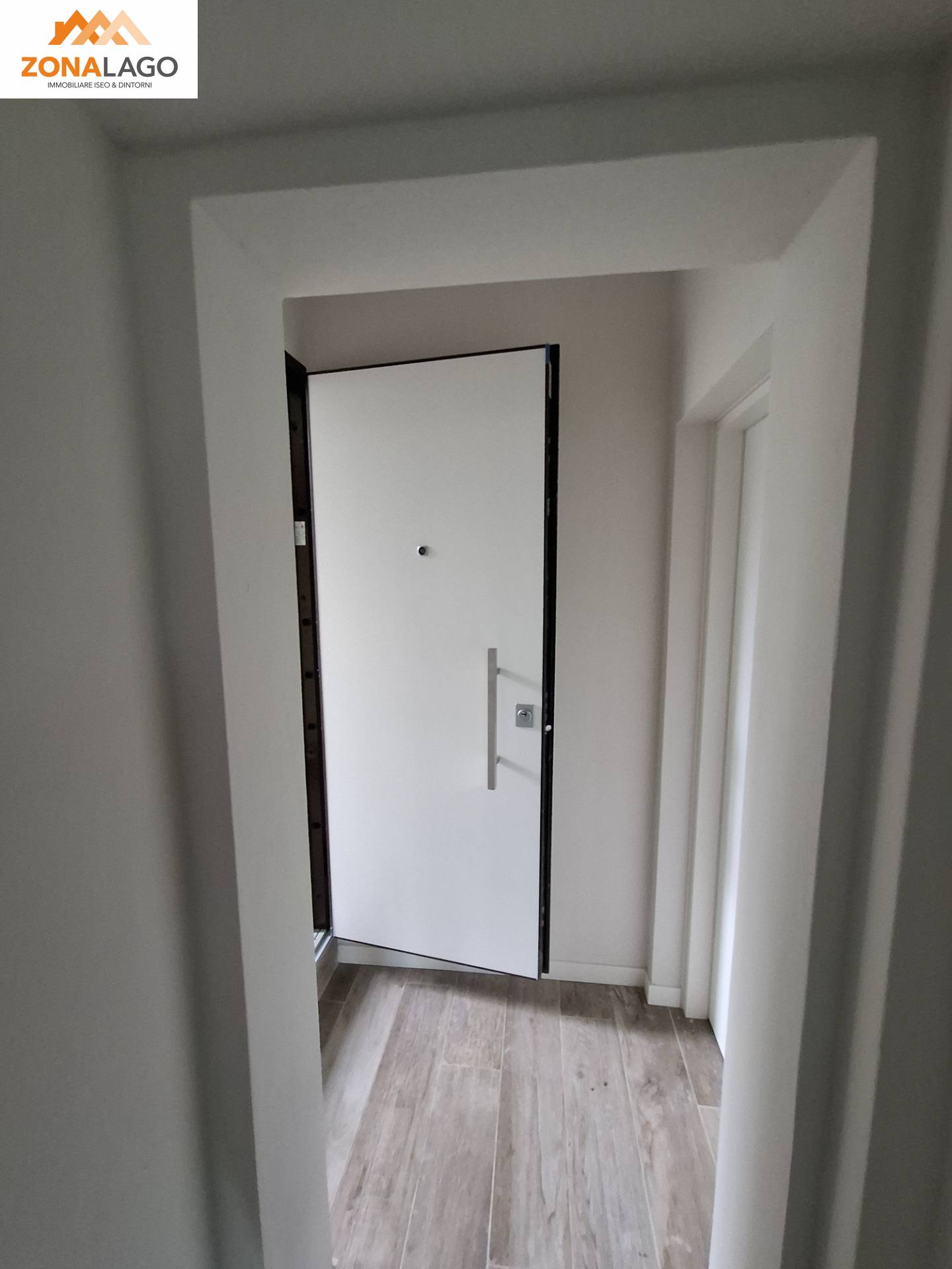 Appartamento in vendita a Sale Marasino, Centro/centro storico