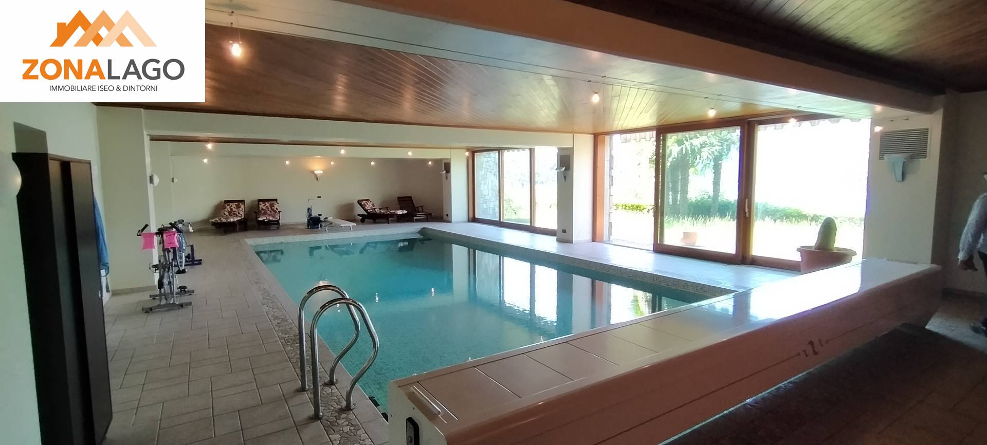 Villa in vendita a Sarnico