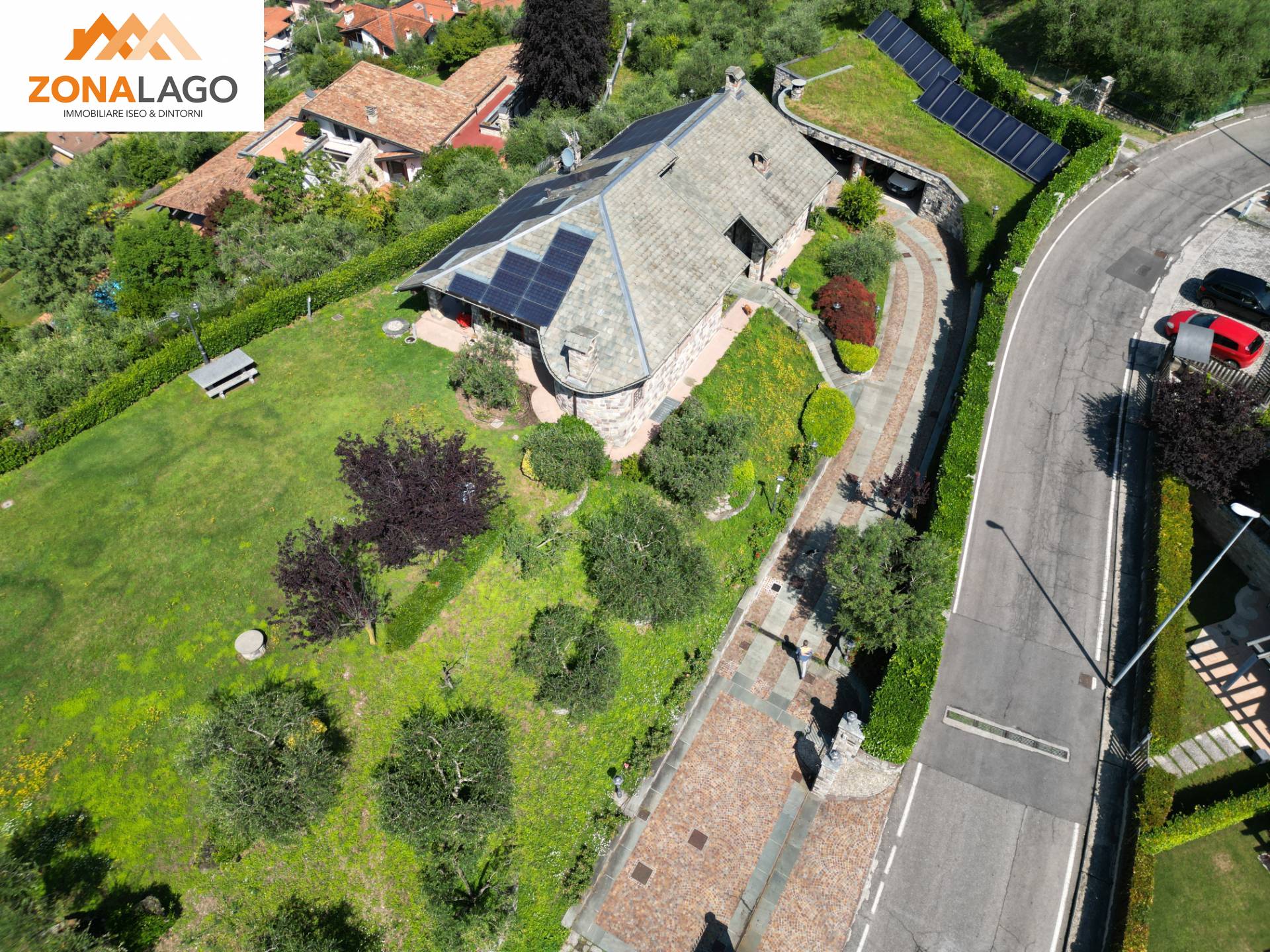 Villa in vendita a Sarnico