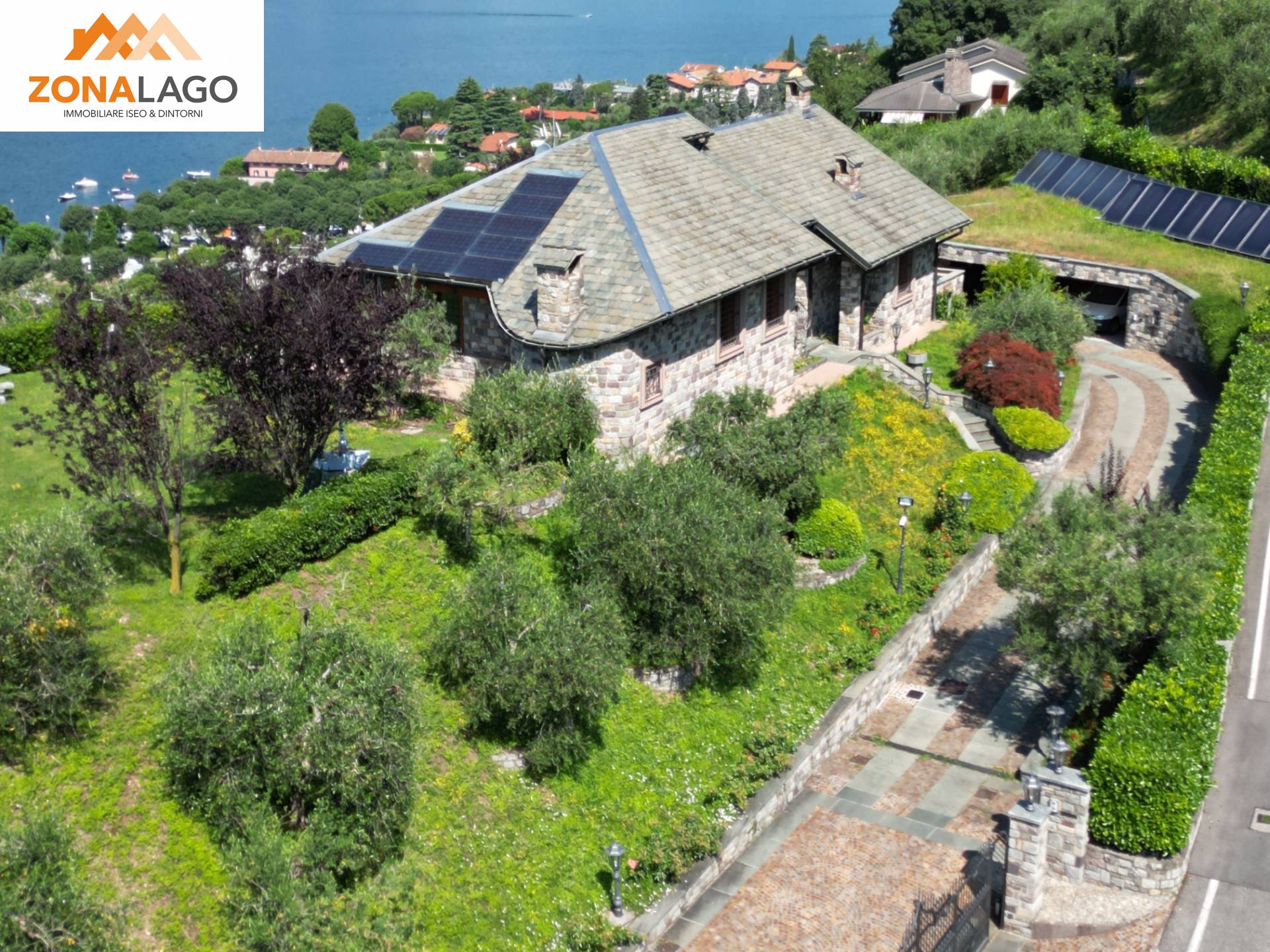 Villa in vendita a Sarnico