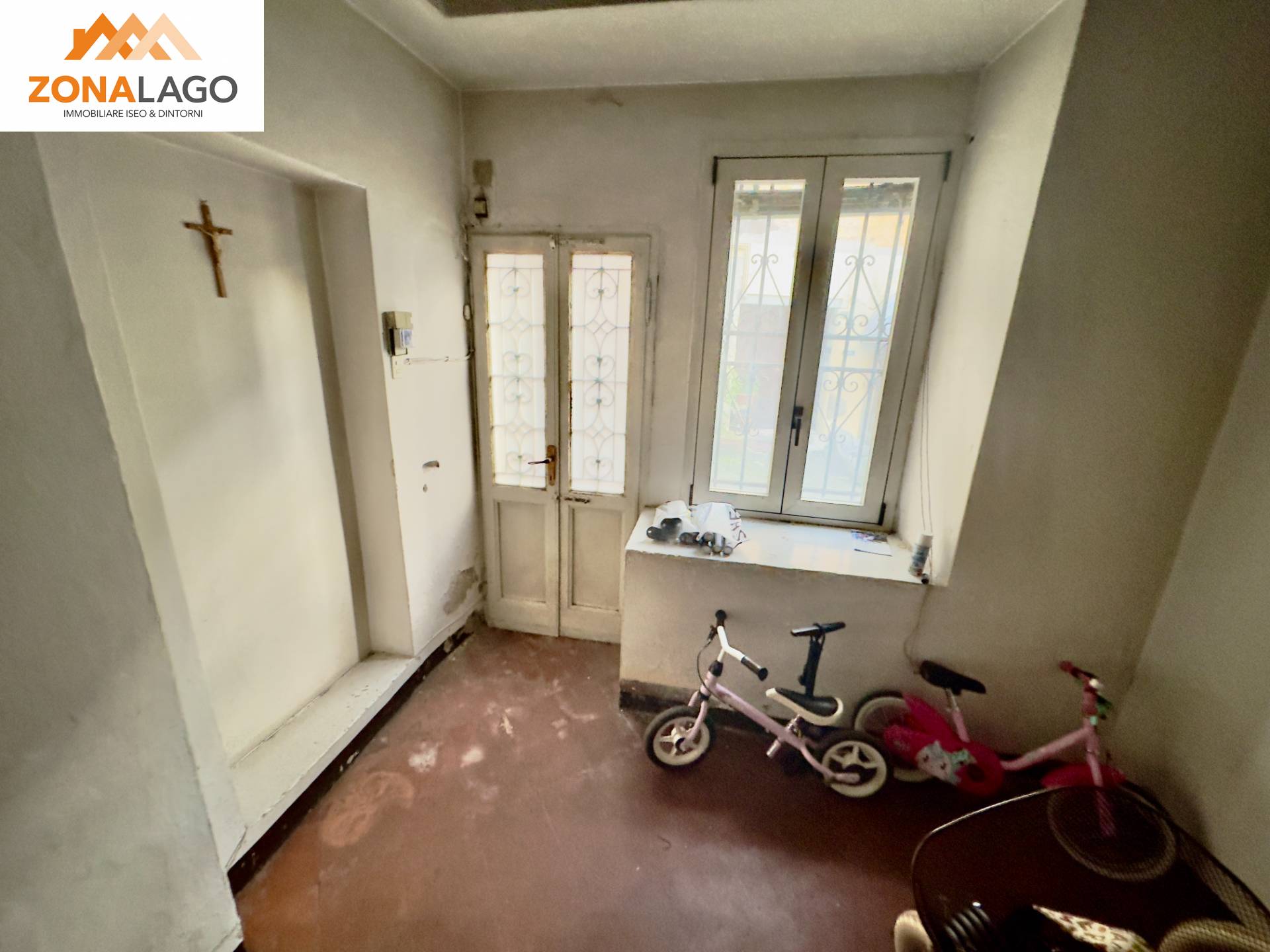 Appartamento in vendita a Sale Marasino, Centro/centro storico