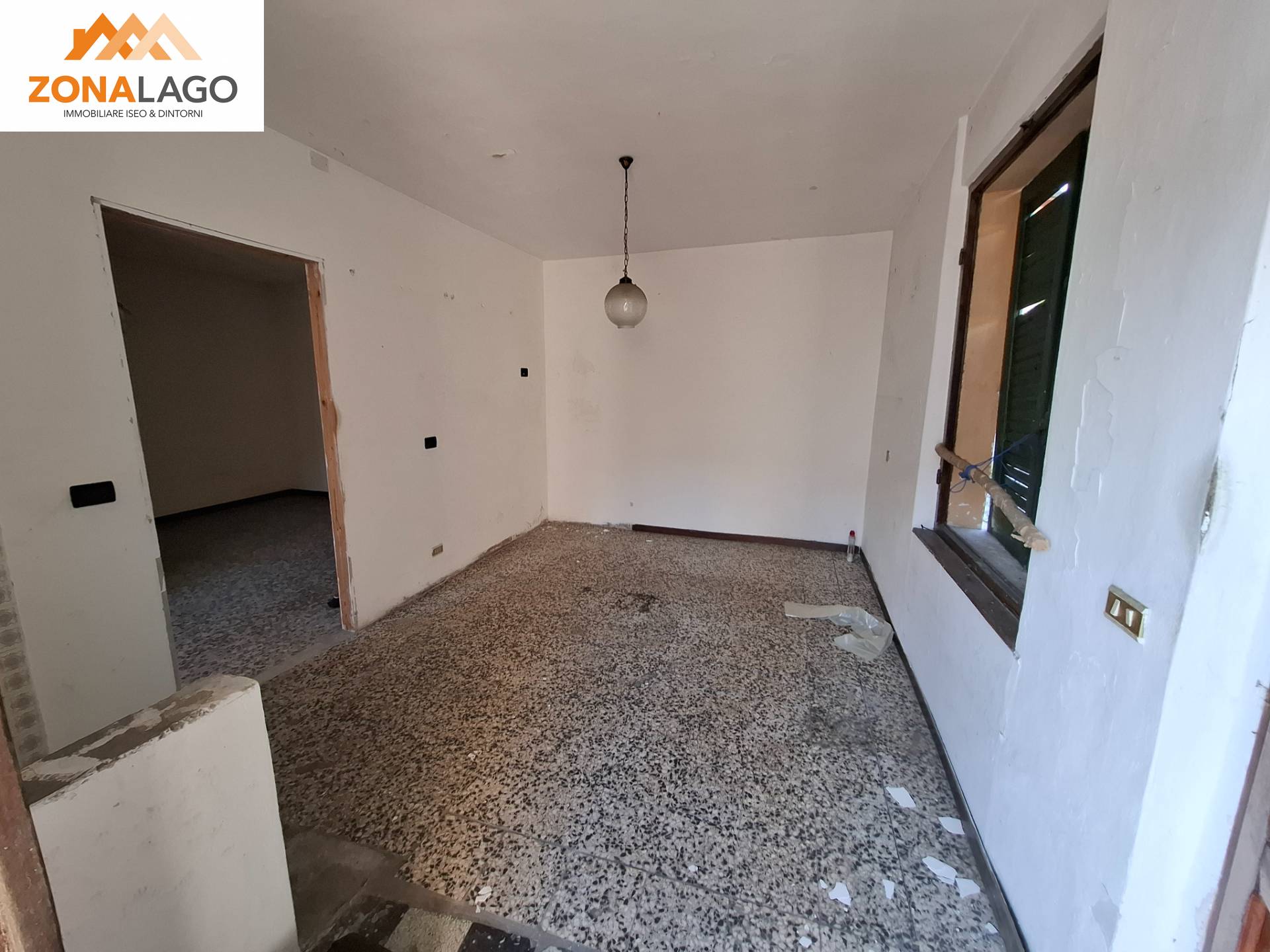 Appartamento in vendita a Sale Marasino