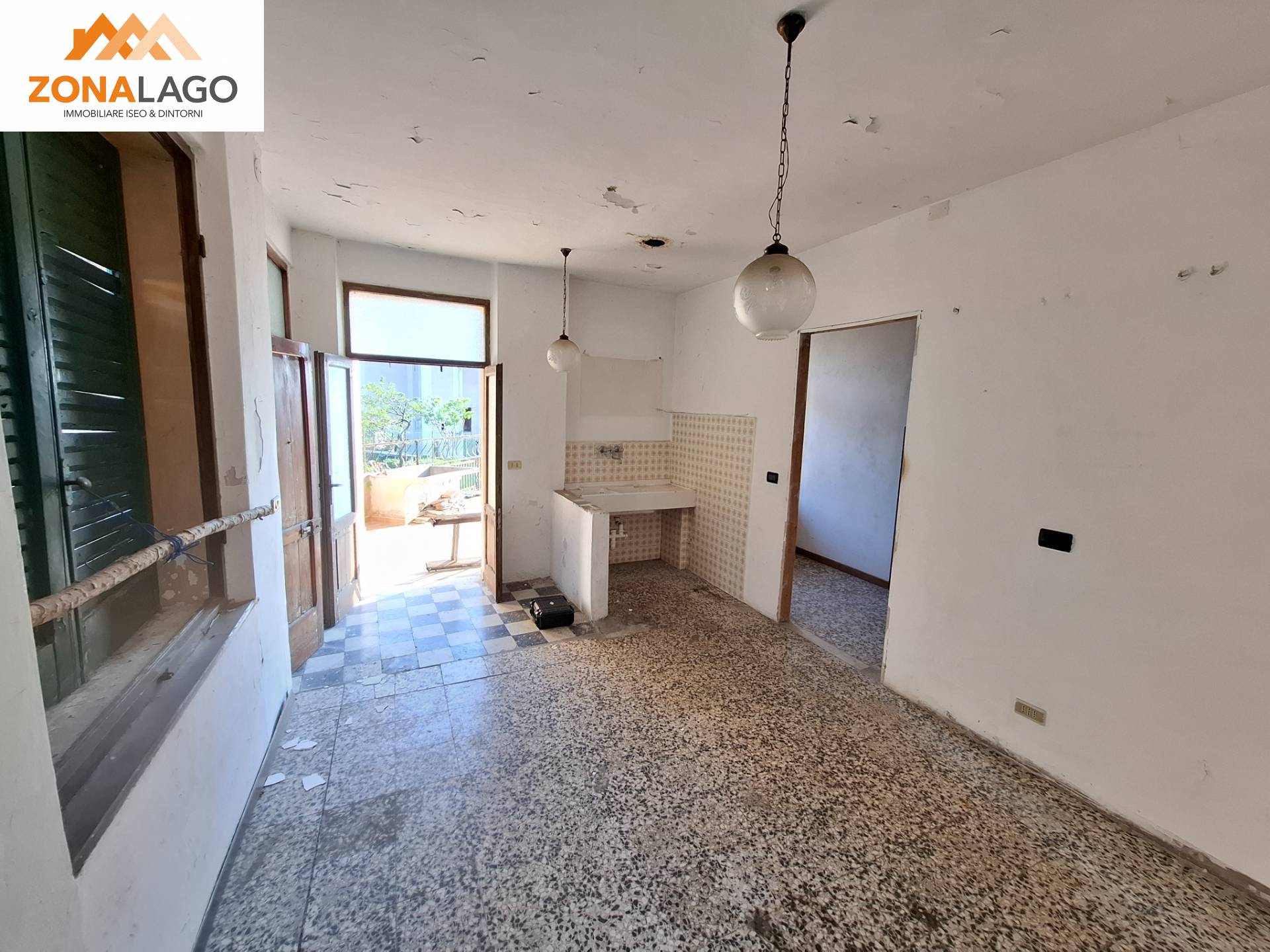 Appartamento in vendita a Sale Marasino