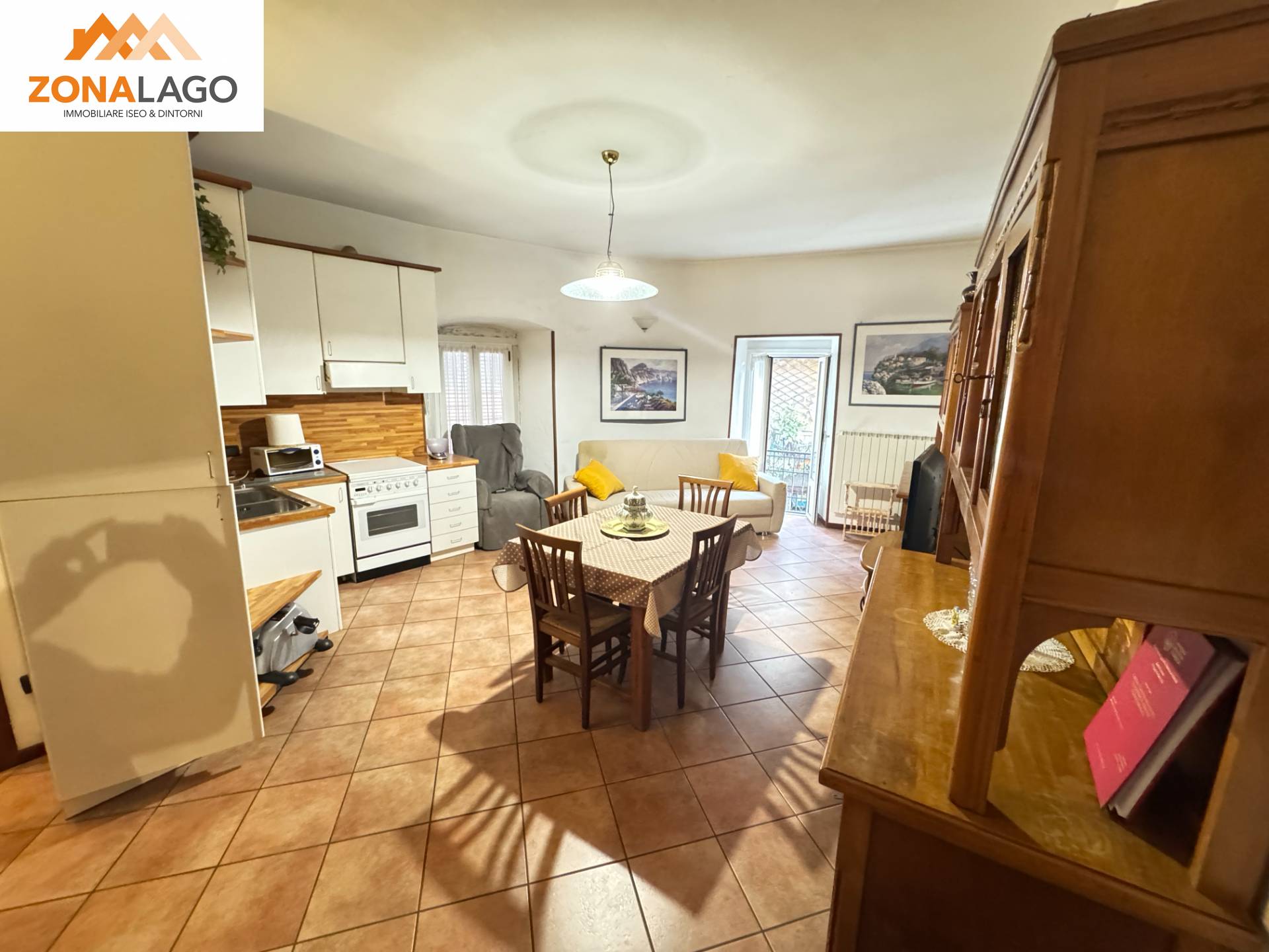 APPARTAMENTO in vendita a Sale Marasino, Centro/centro storico