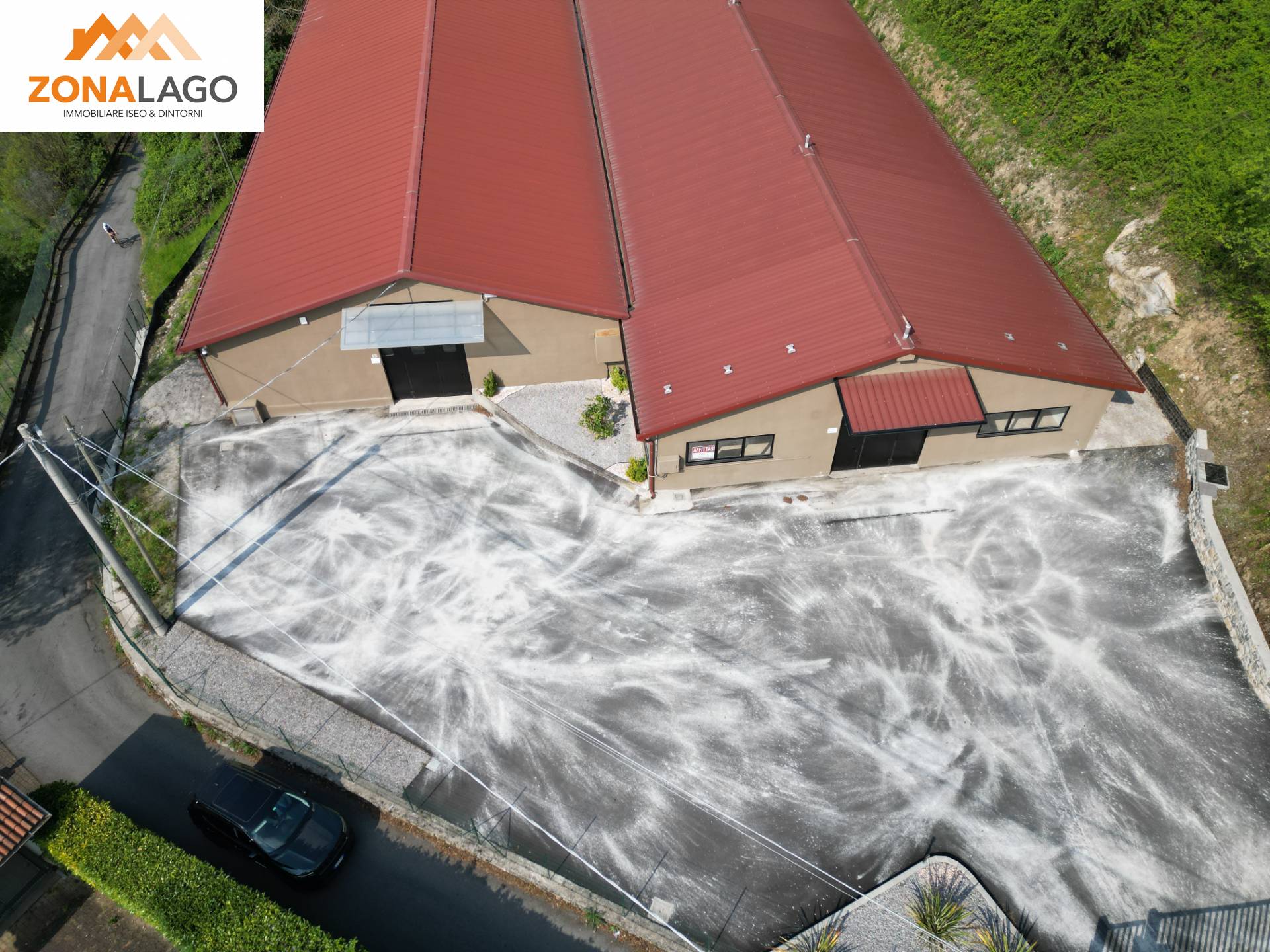 Capannone in affitto a Sale Marasino