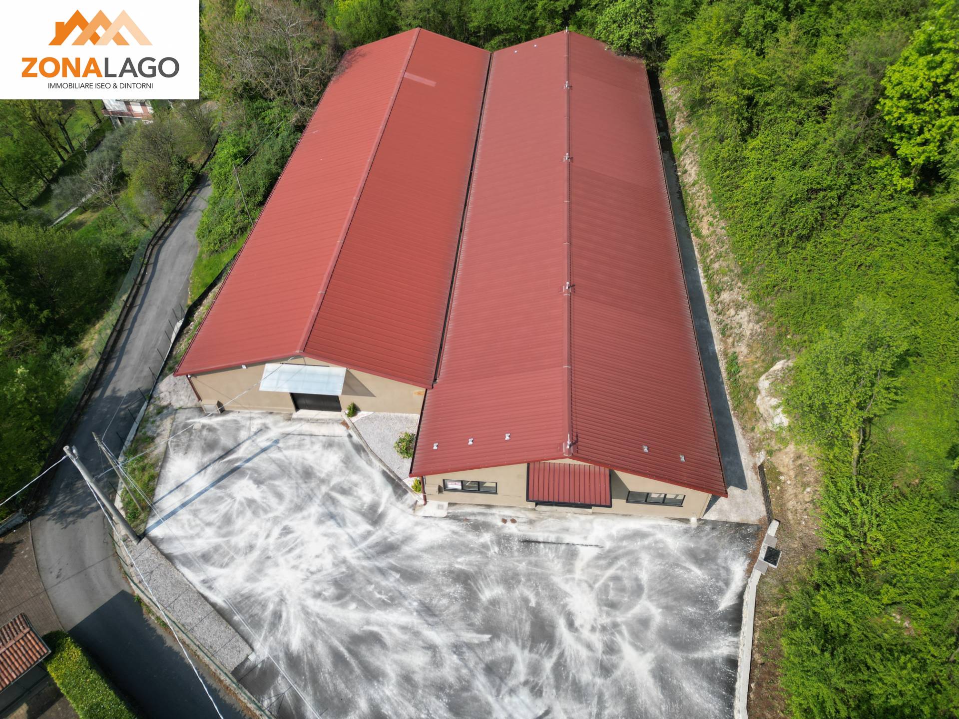 Capannone in affitto a Sale Marasino