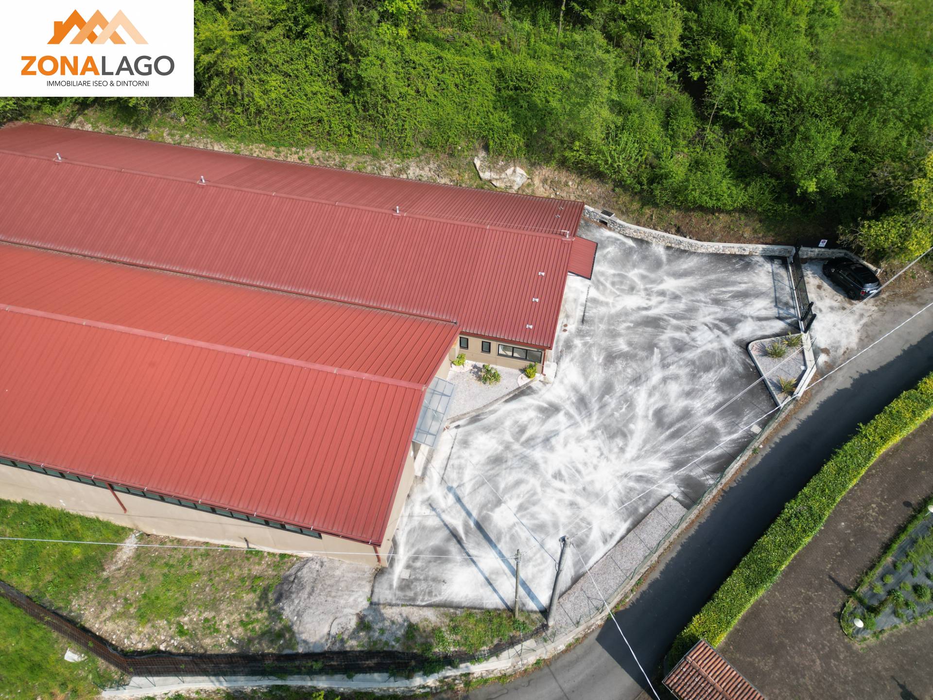 Capannone in affitto a Sale Marasino