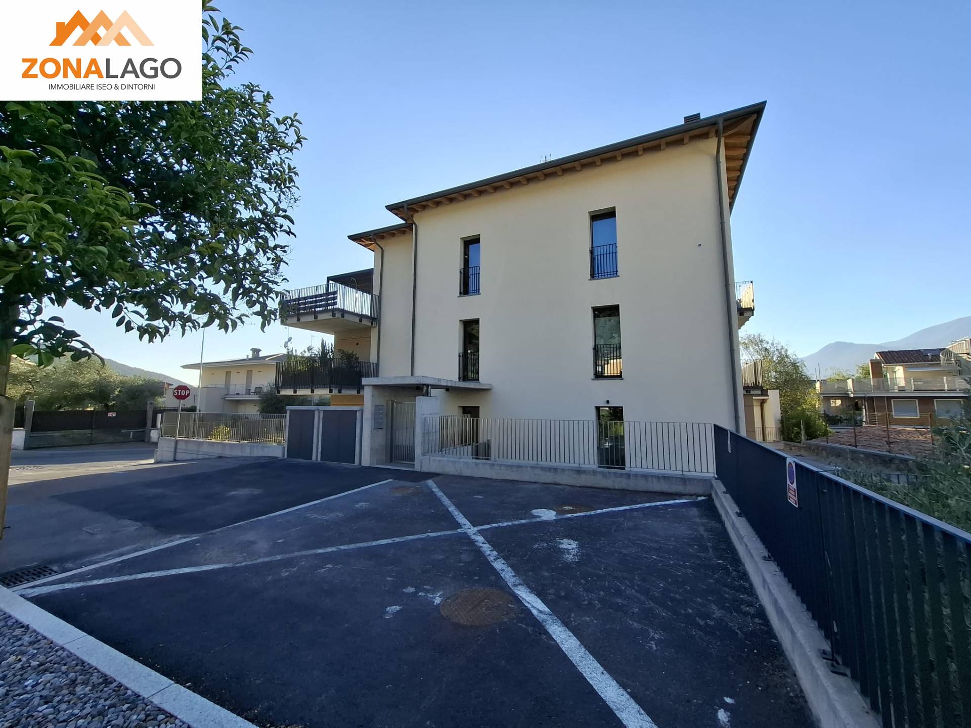 APPARTAMENTO in vendita a Iseo