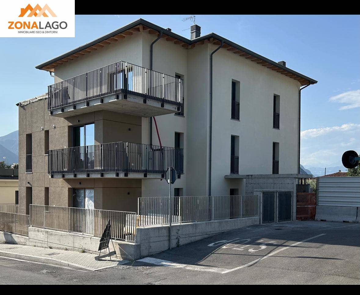 APPARTAMENTO in vendita a Iseo