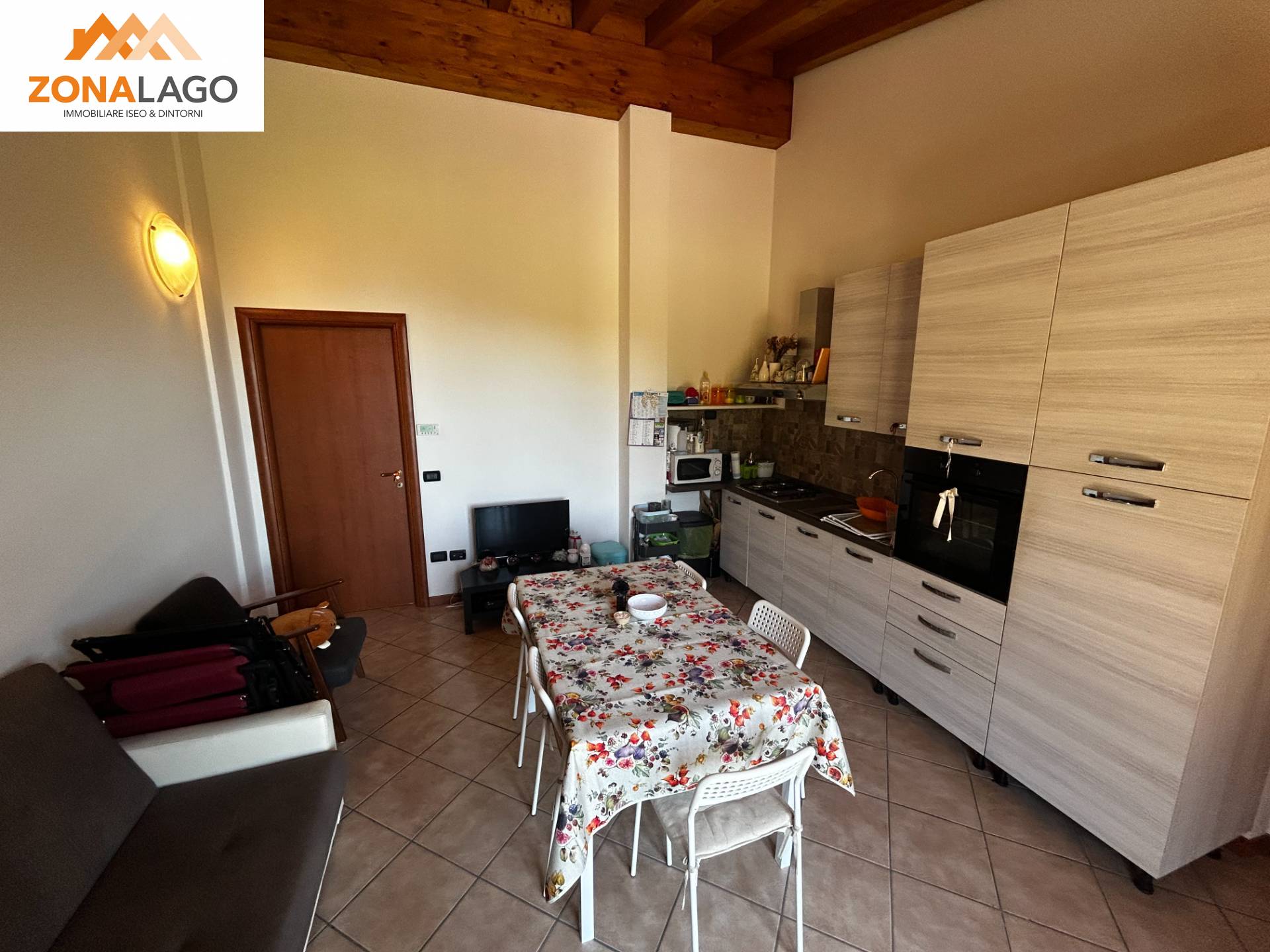 Appartamento in vendita a Zone