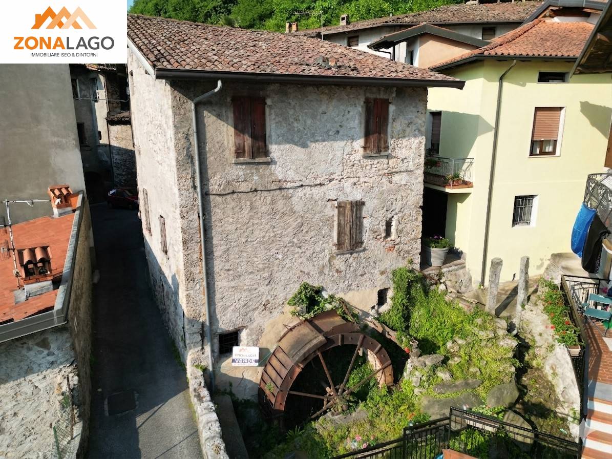PALAZZO STORICO in vendita a Pisogne