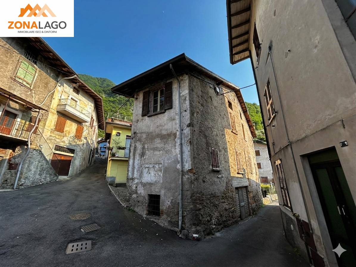 PALAZZO STORICO in vendita a Pisogne