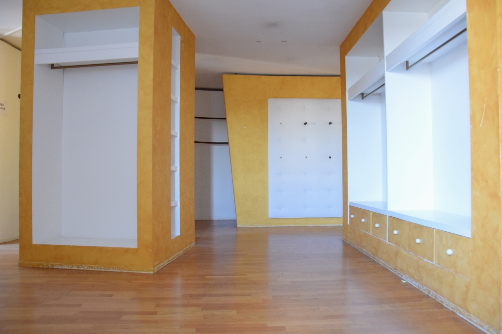 Locale commerciale in affitto a Ponte San Pietro