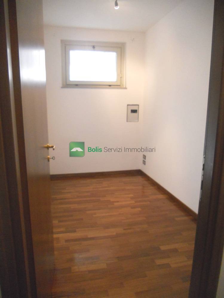 Appartamento in vendita a Scanzorosciate