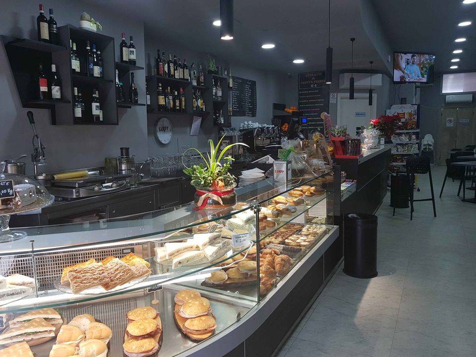 Attività commerciale Bar e tabacchi in vendita, Siena sant'andrea