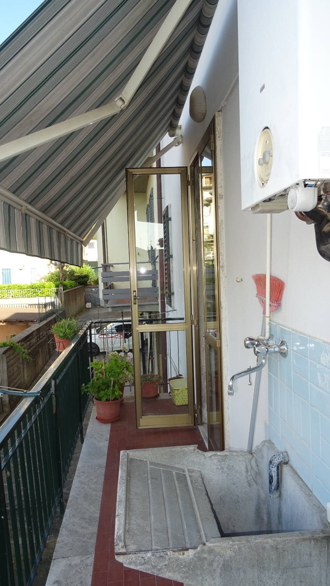 Appartamento Moderno in vendita a Montespertoli