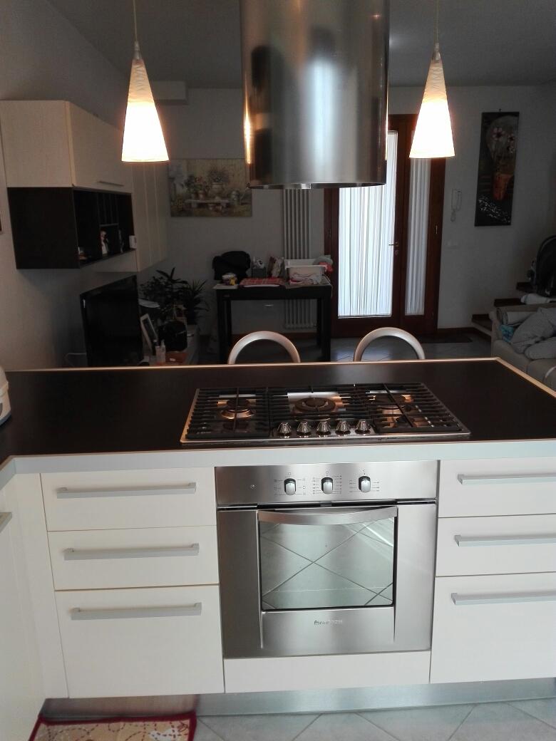 Appartamento Moderno in vendita a Montespertoli