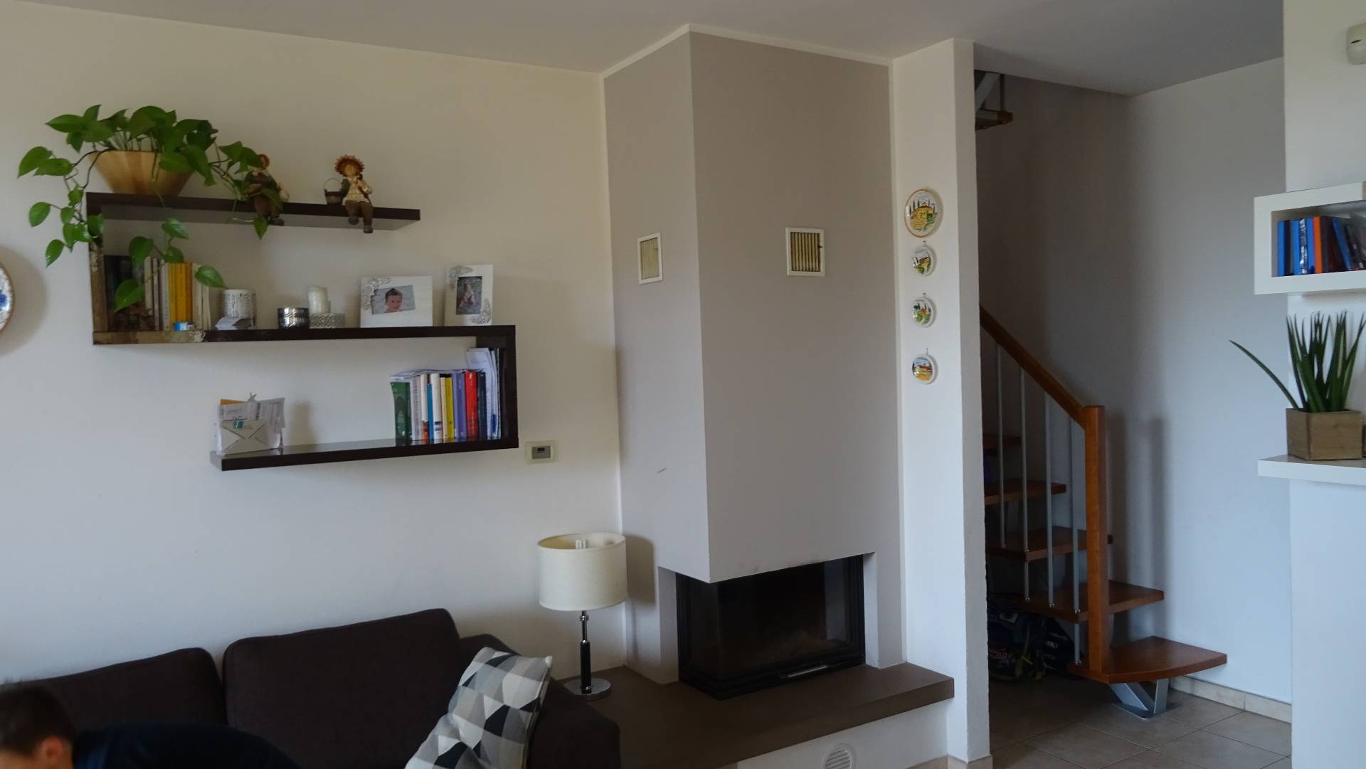 Appartamento Moderno in vendita a Montespertoli