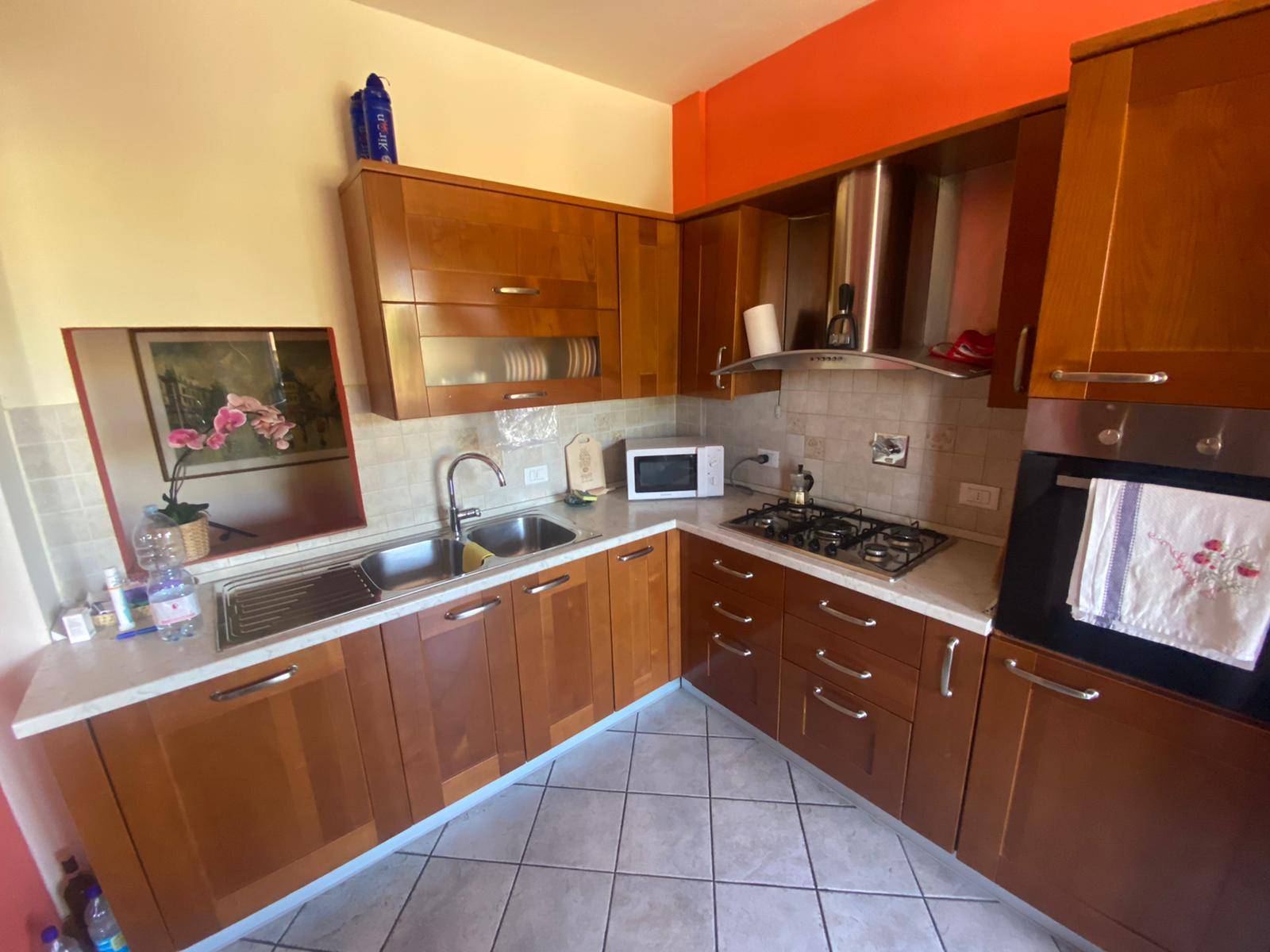 Appartamento Moderno in vendita a Montespertoli