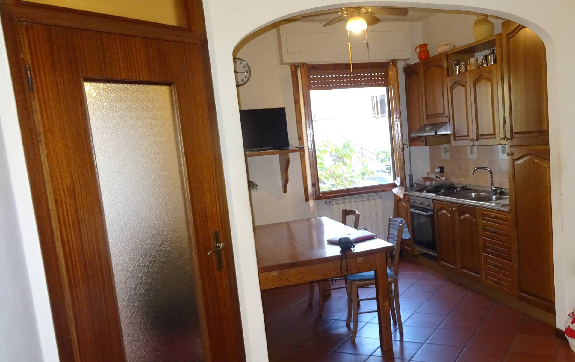 Appartamento Moderno in vendita a Montespertoli