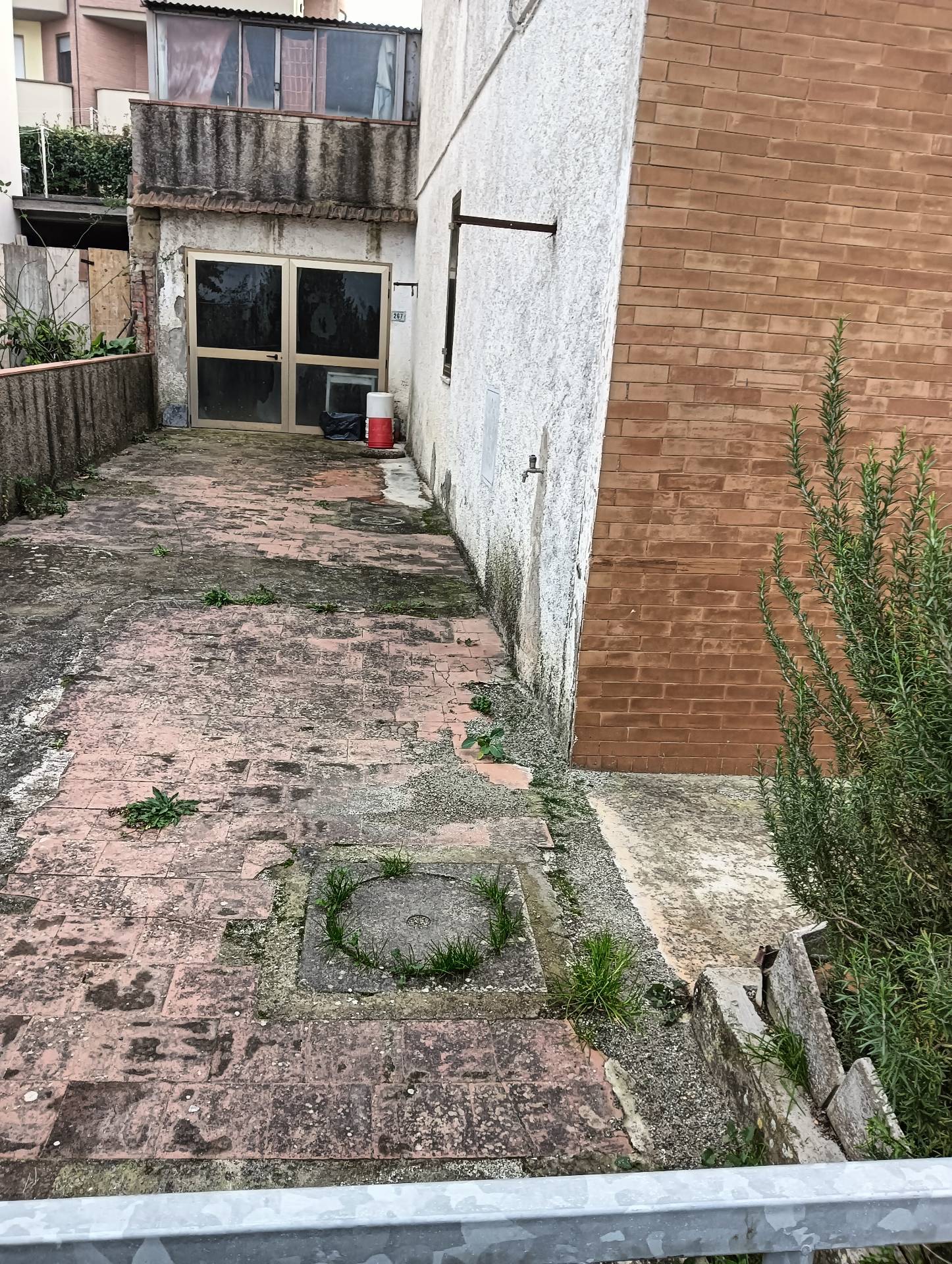 Appartamento Moderno in vendita a Montespertoli