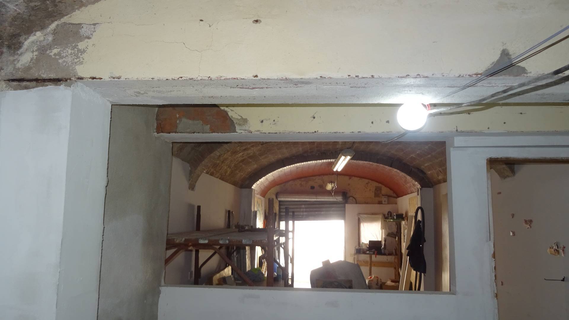 Magazzino Residenziale in vendita a Castelfiorentino