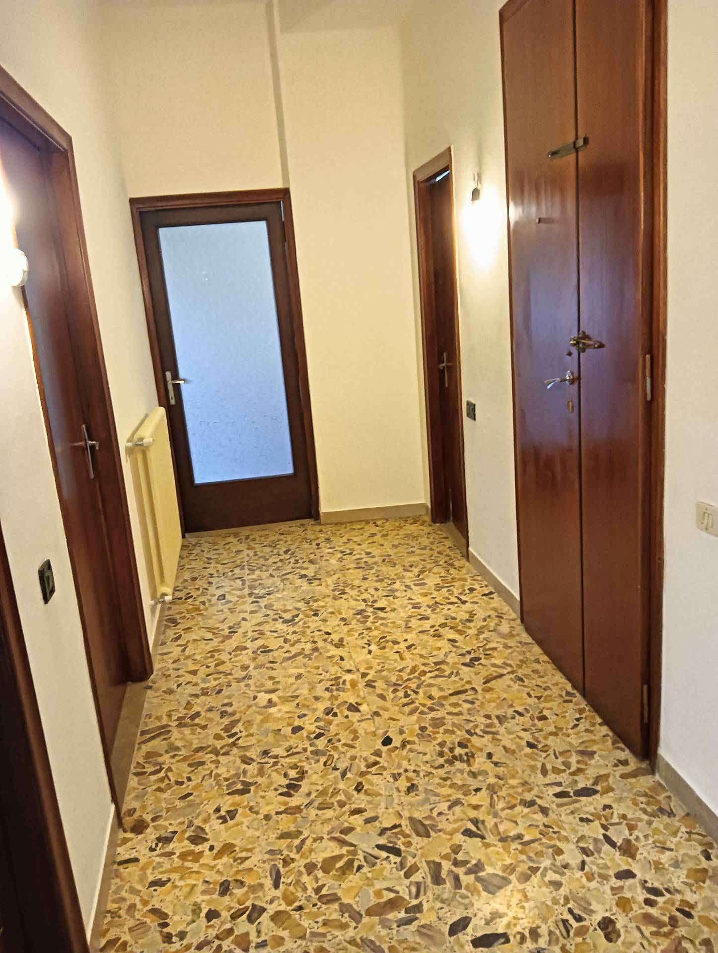 Appartamento Moderno in vendita a Montespertoli