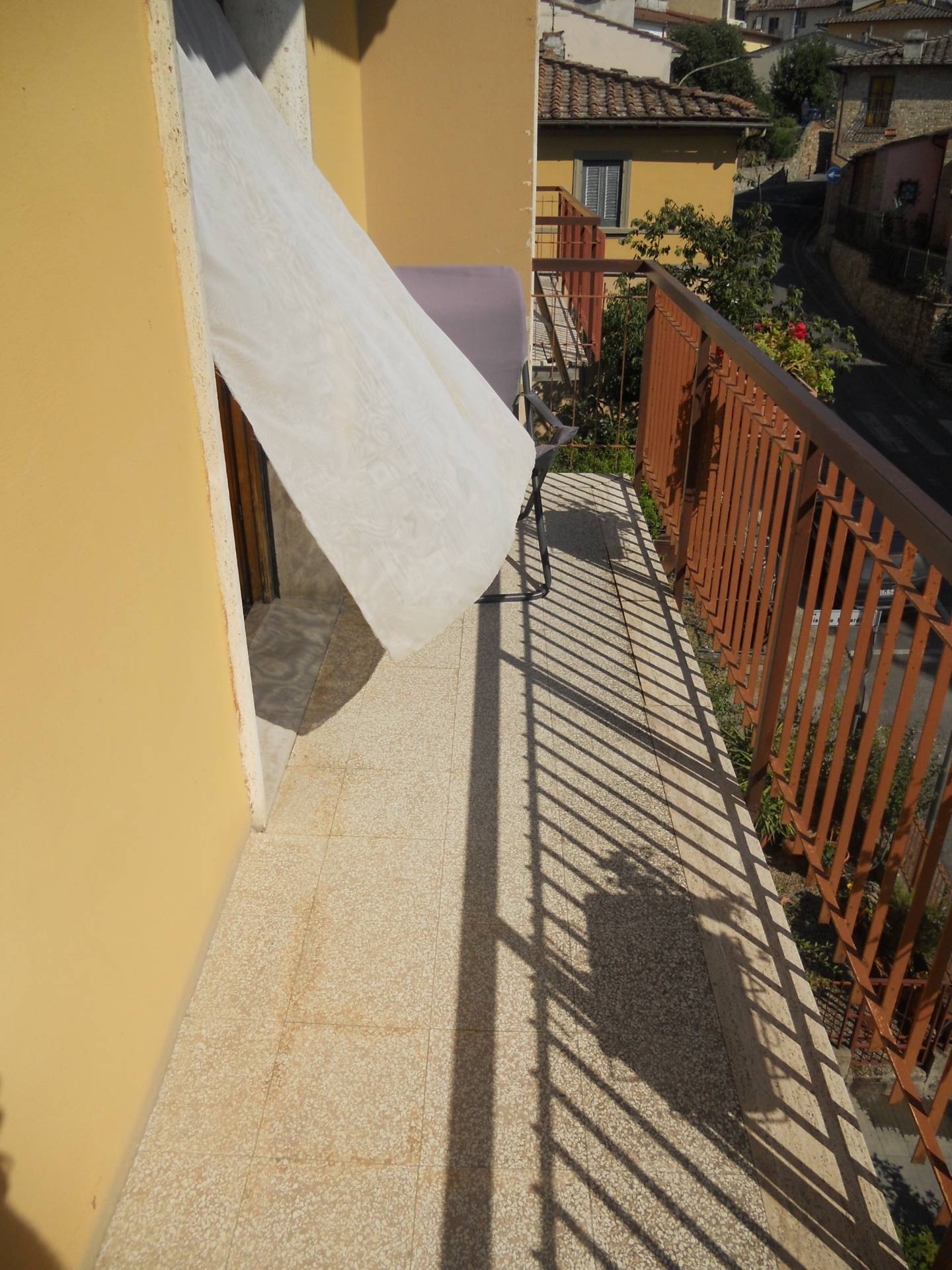 Appartamento Moderno in vendita a Montespertoli