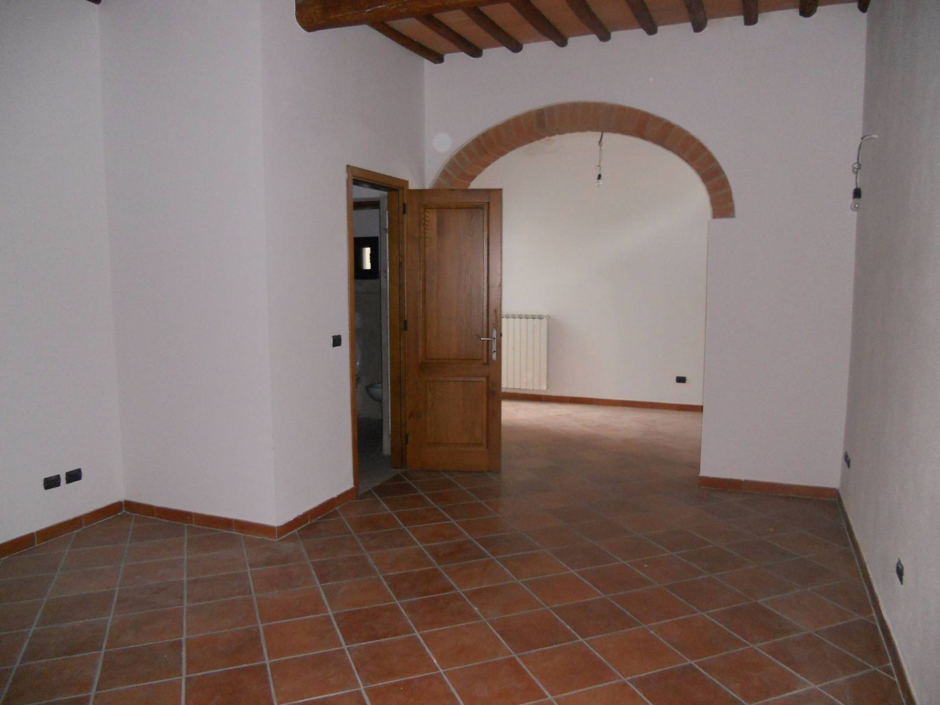 Appartamento Moderno in vendita a Montespertoli