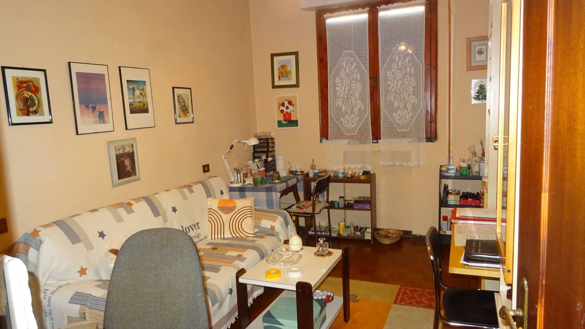 Appartamento Moderno in vendita a Montespertoli