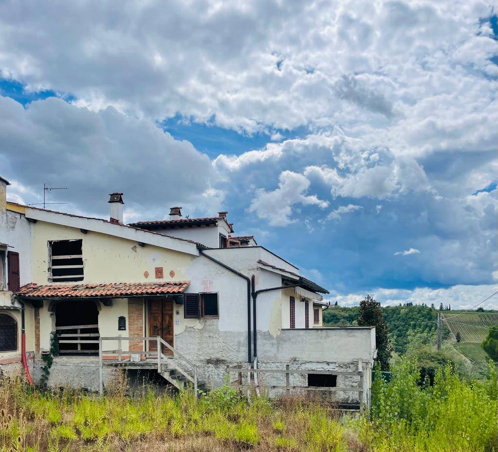 Colonica in vendita a Montespertoli