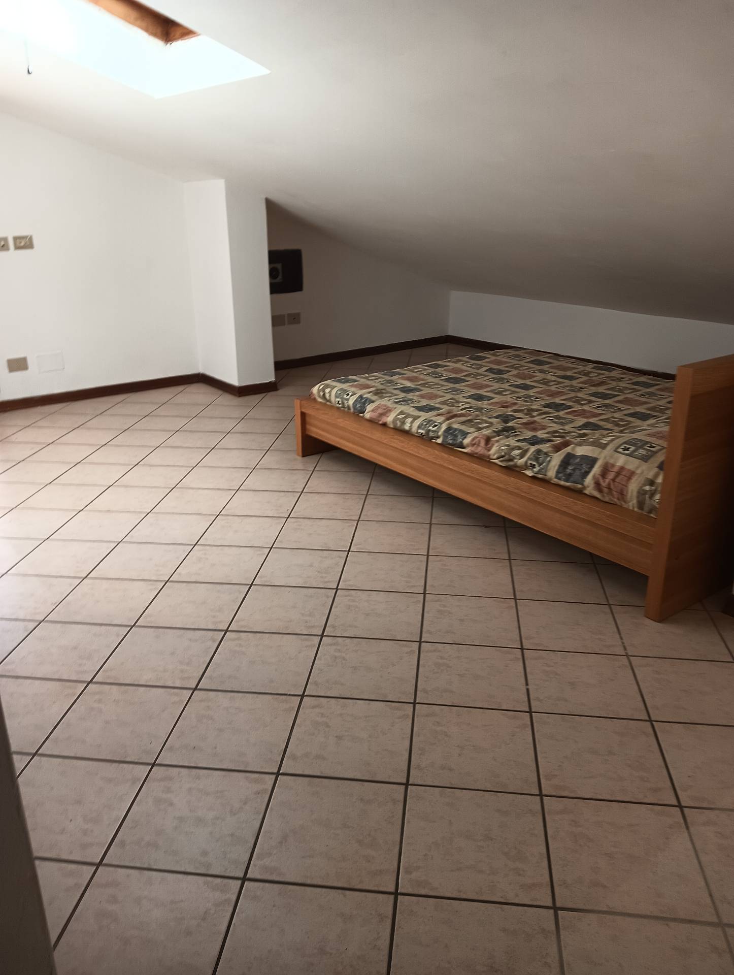 Appartamento Moderno in vendita a Montespertoli