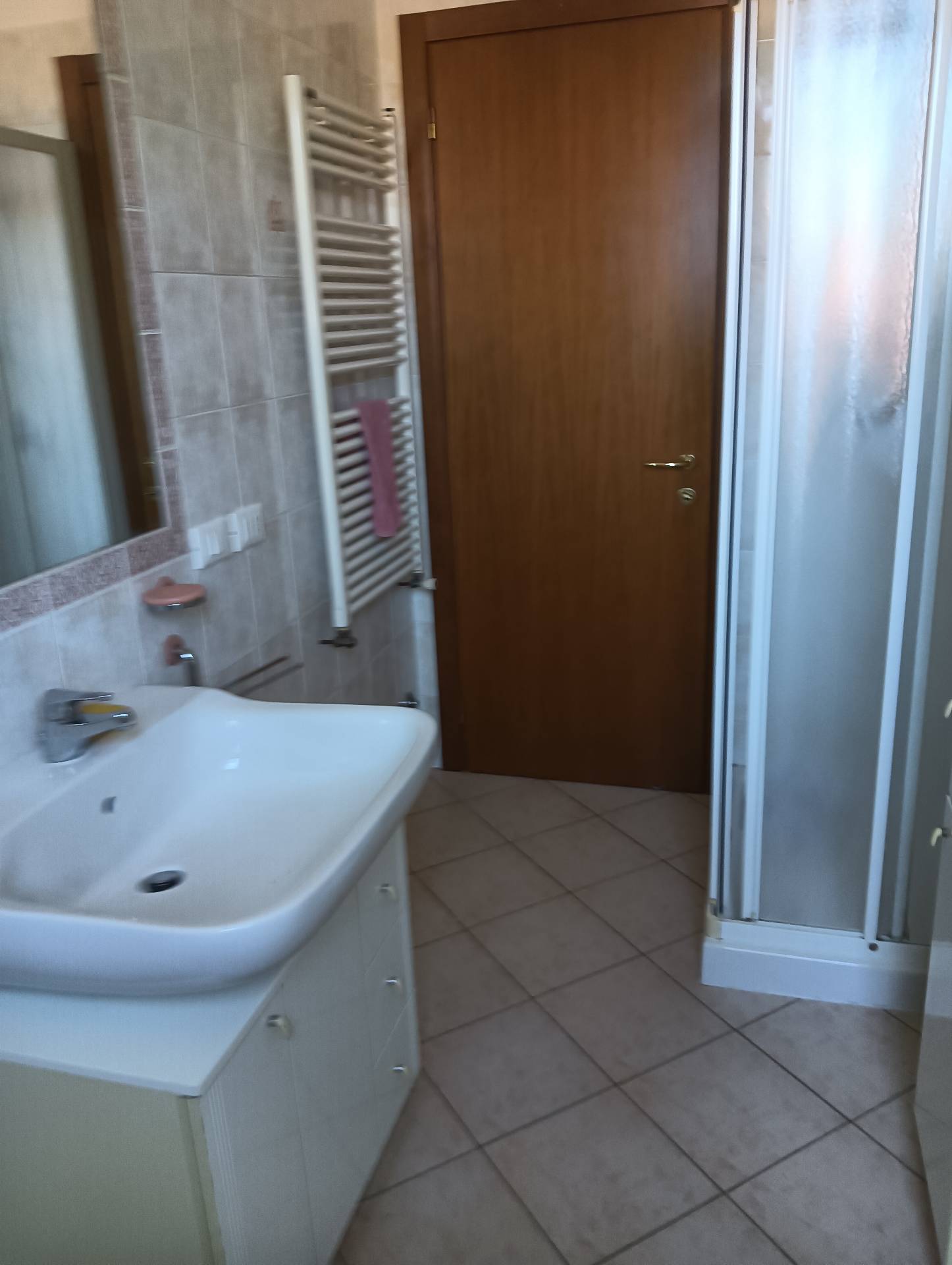 Appartamento Moderno in vendita a Montespertoli
