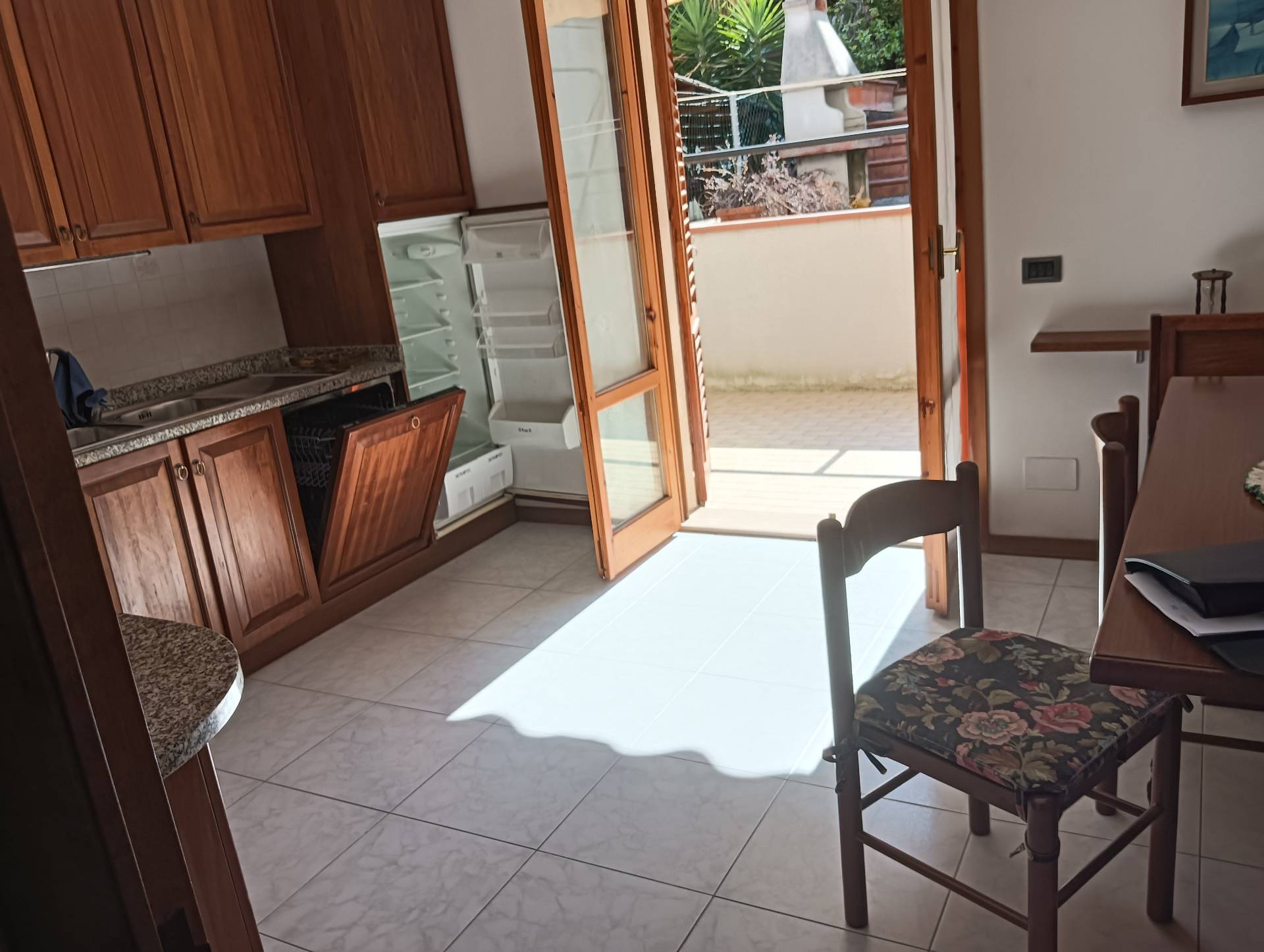Appartamento Moderno in vendita a Montespertoli